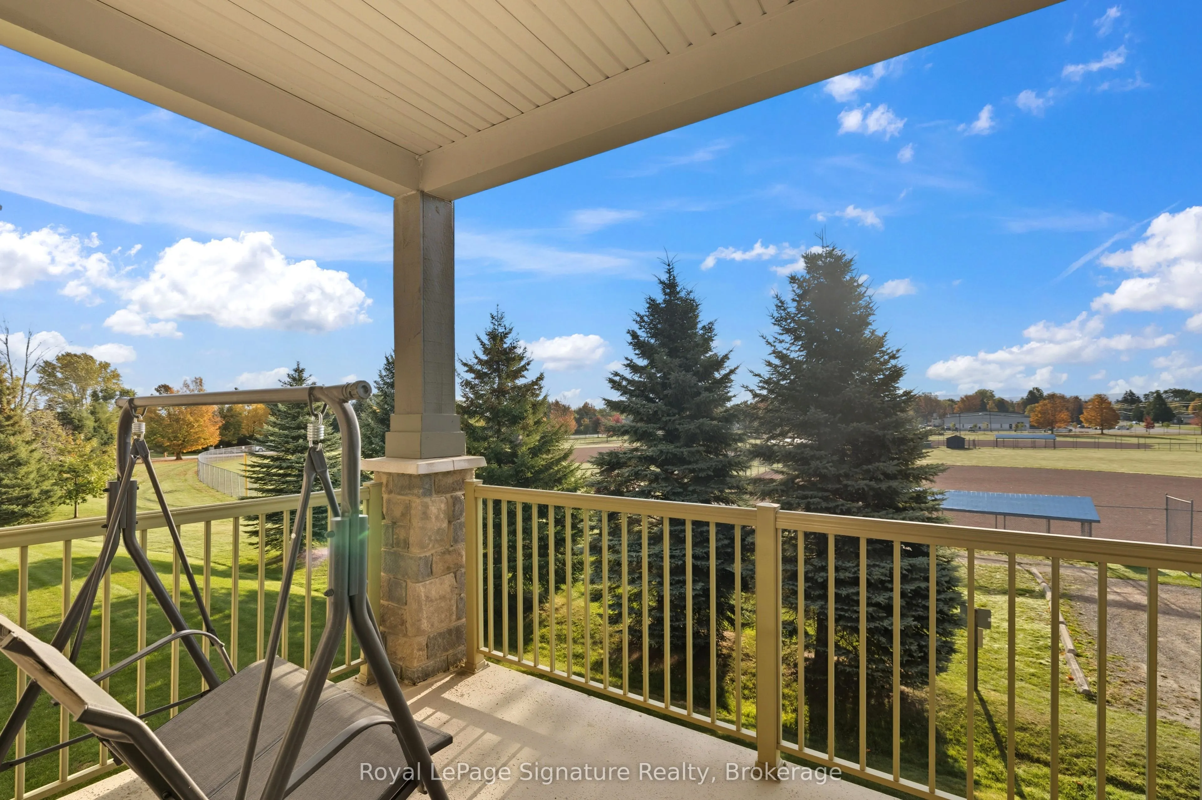 27 Beaver Street, #207