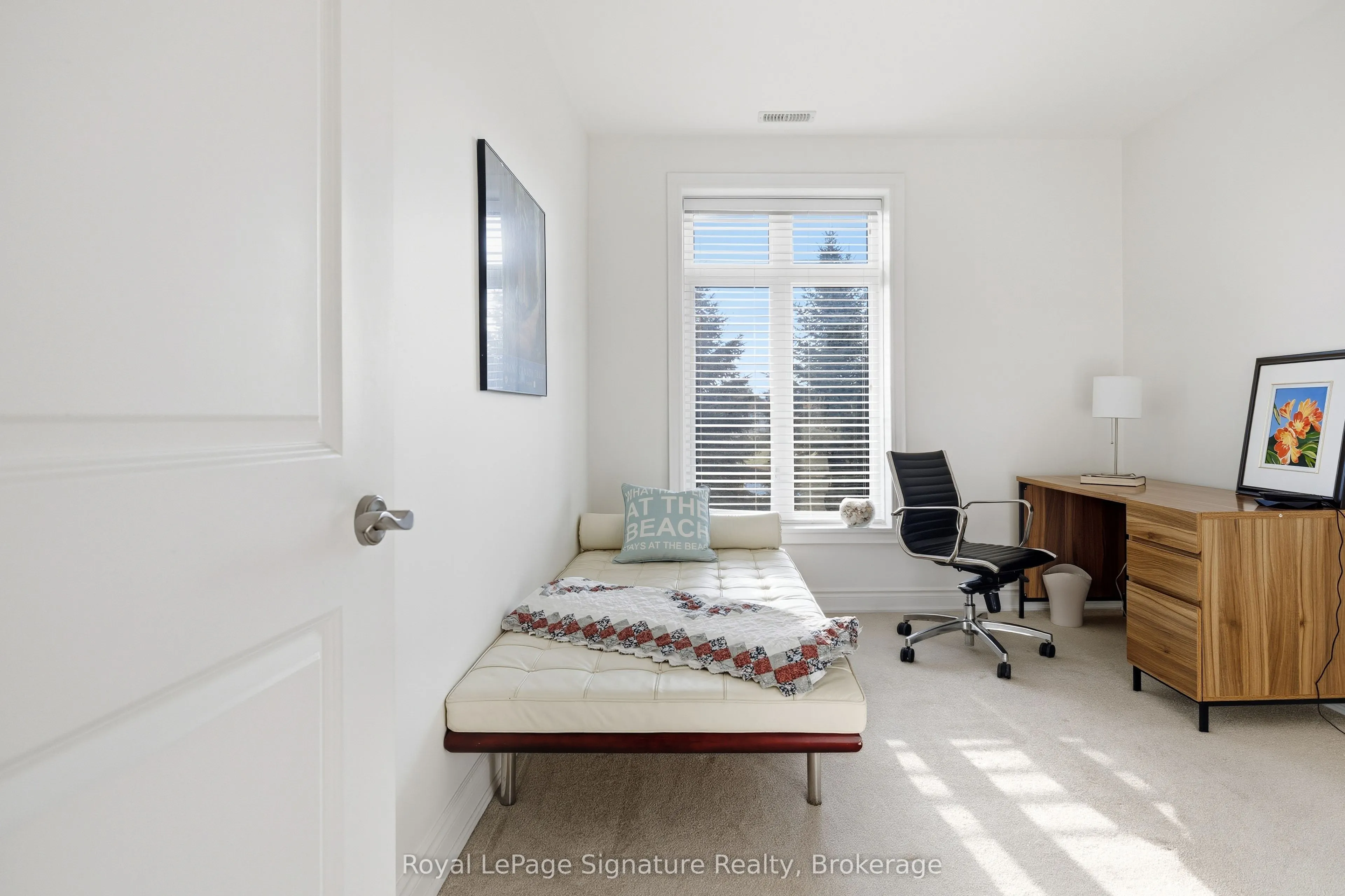 27 Beaver Street, #207