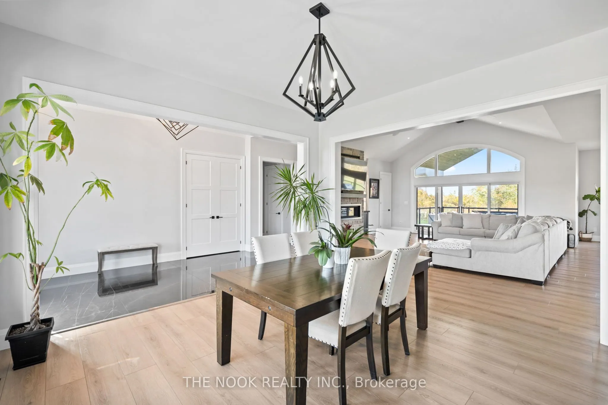 46 Westlake Court