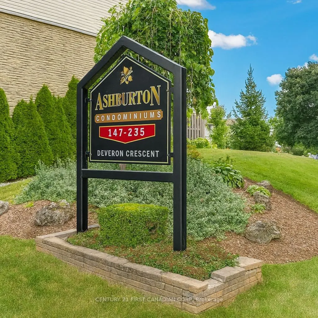 195 Deveron Crescent, #40
