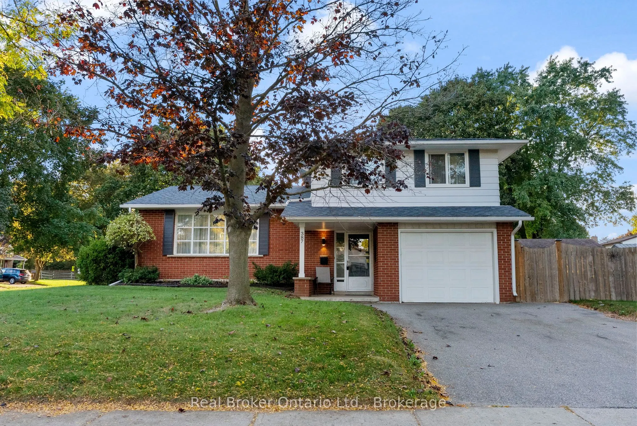 387 Lee Avenue