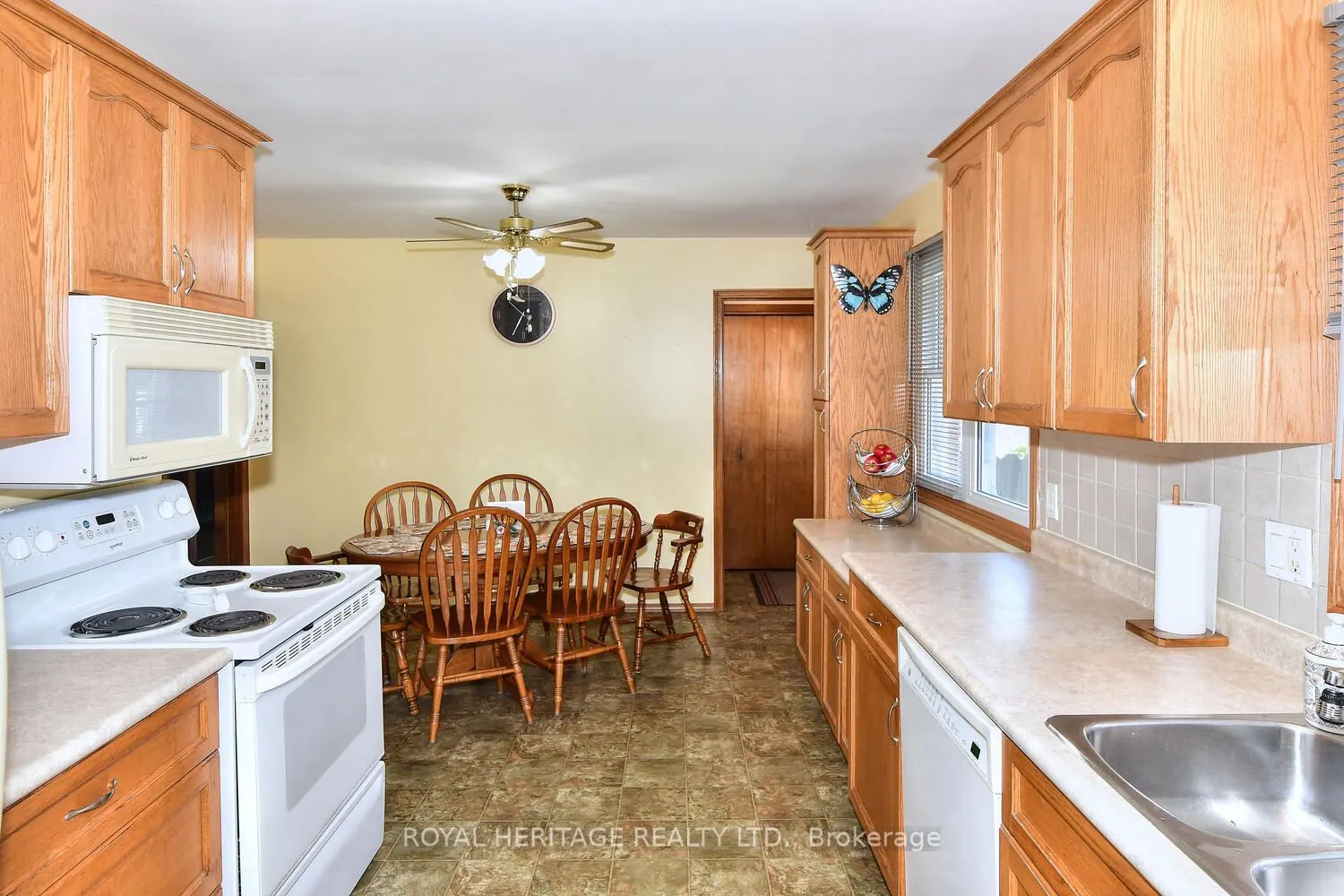 1147 Chemong Road