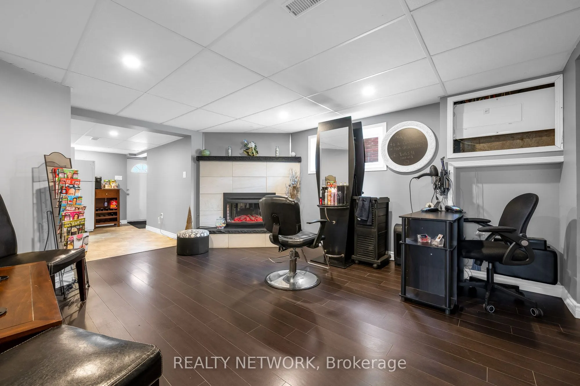 33 Rosedale Avenue