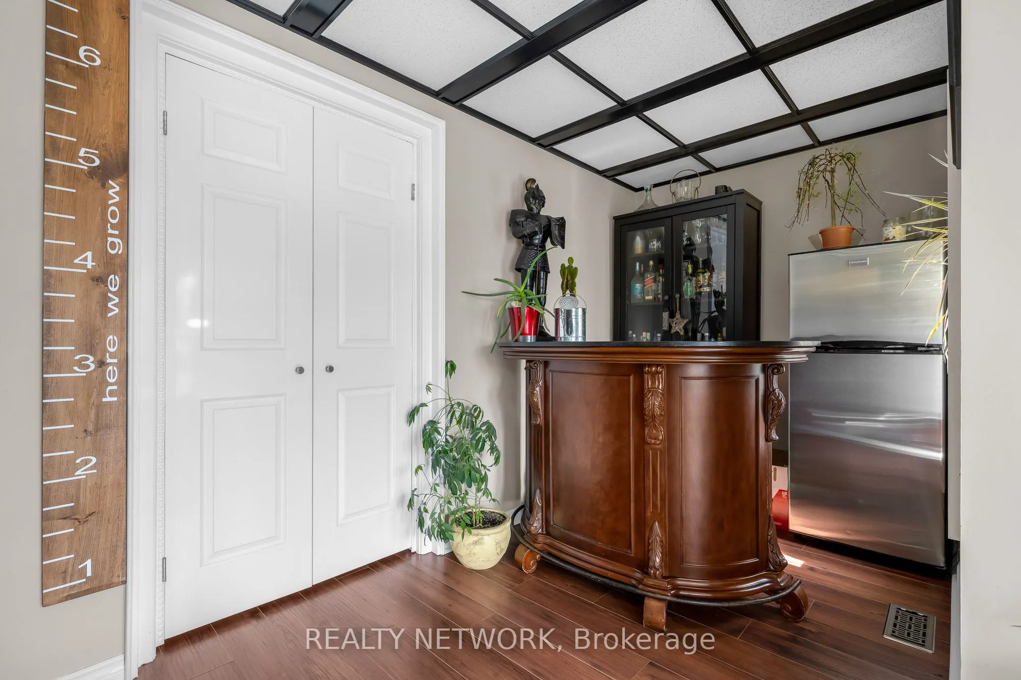 33 Rosedale Avenue