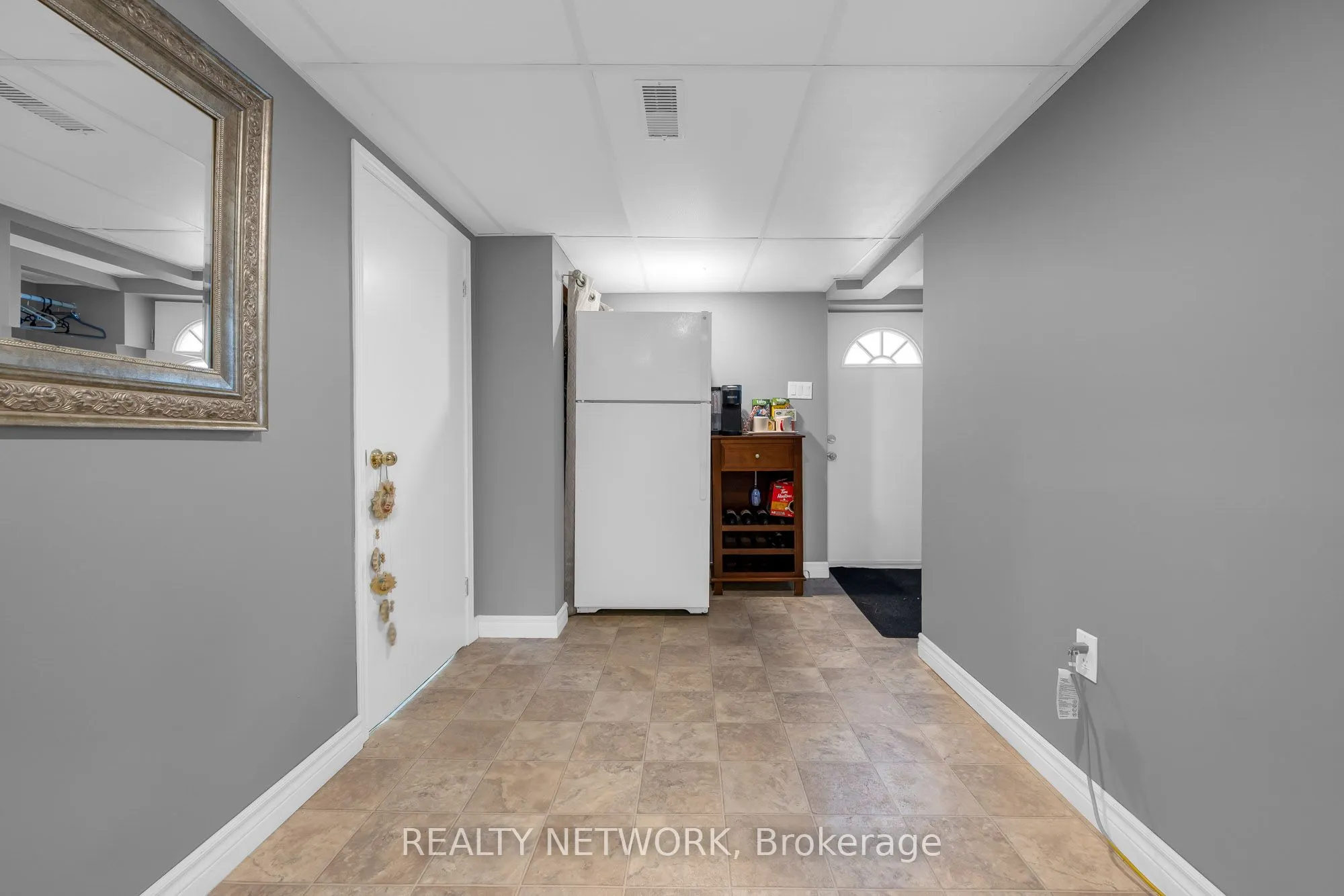 33 Rosedale Avenue