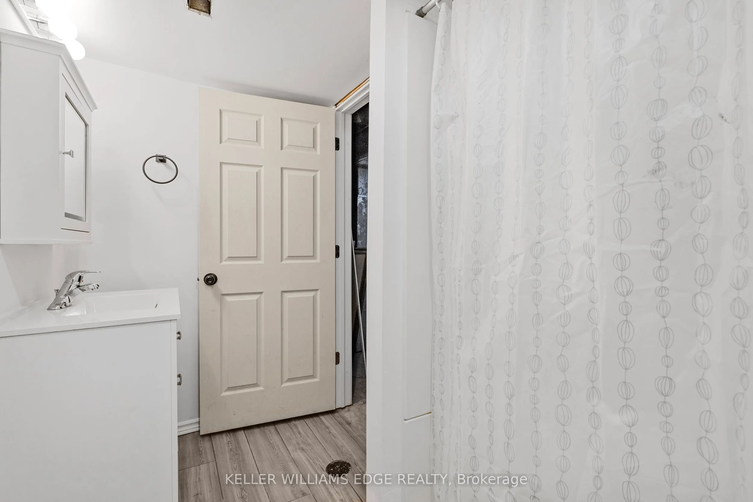 117 Graystone Crescent