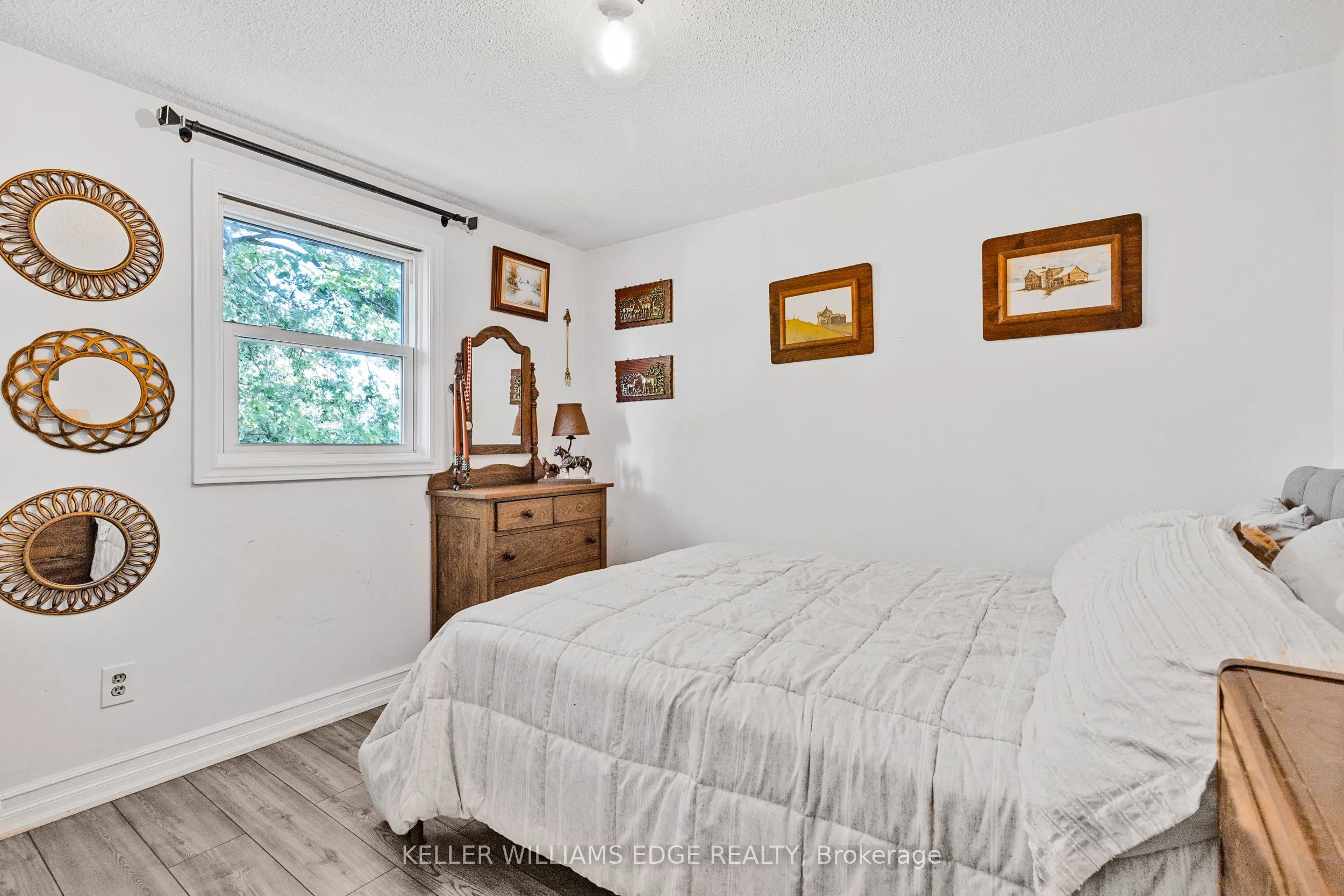 117 Graystone Crescent