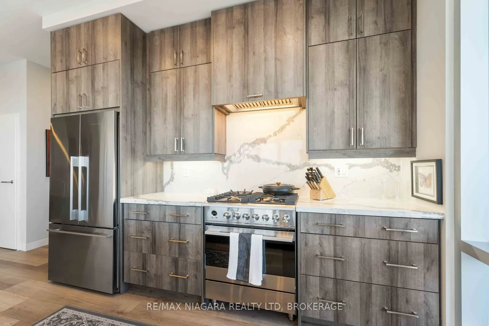 118 West Street, #Penthouse Unit 903