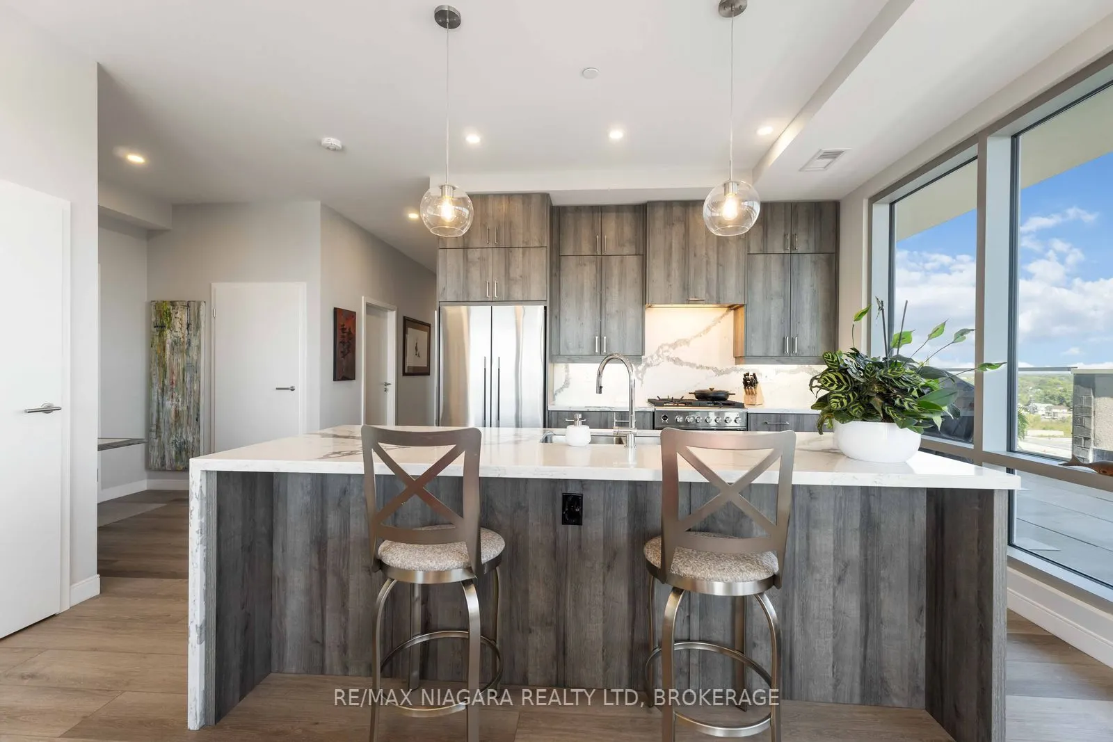 118 West Street, #Penthouse Unit 903