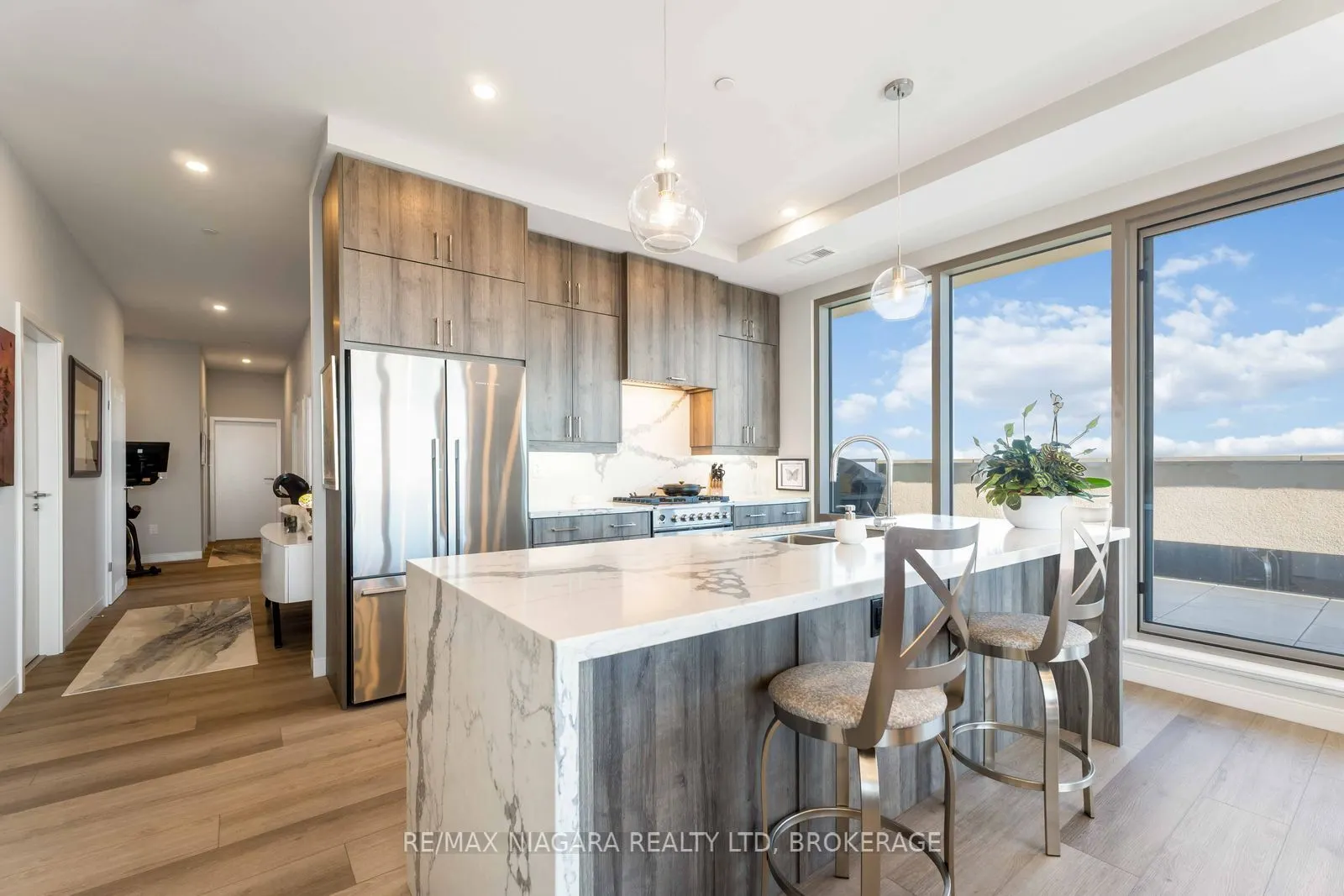 118 West Street, #Penthouse Unit 903