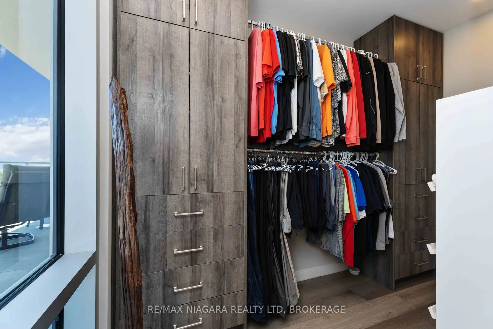 118 West Street, #Penthouse Unit 903
