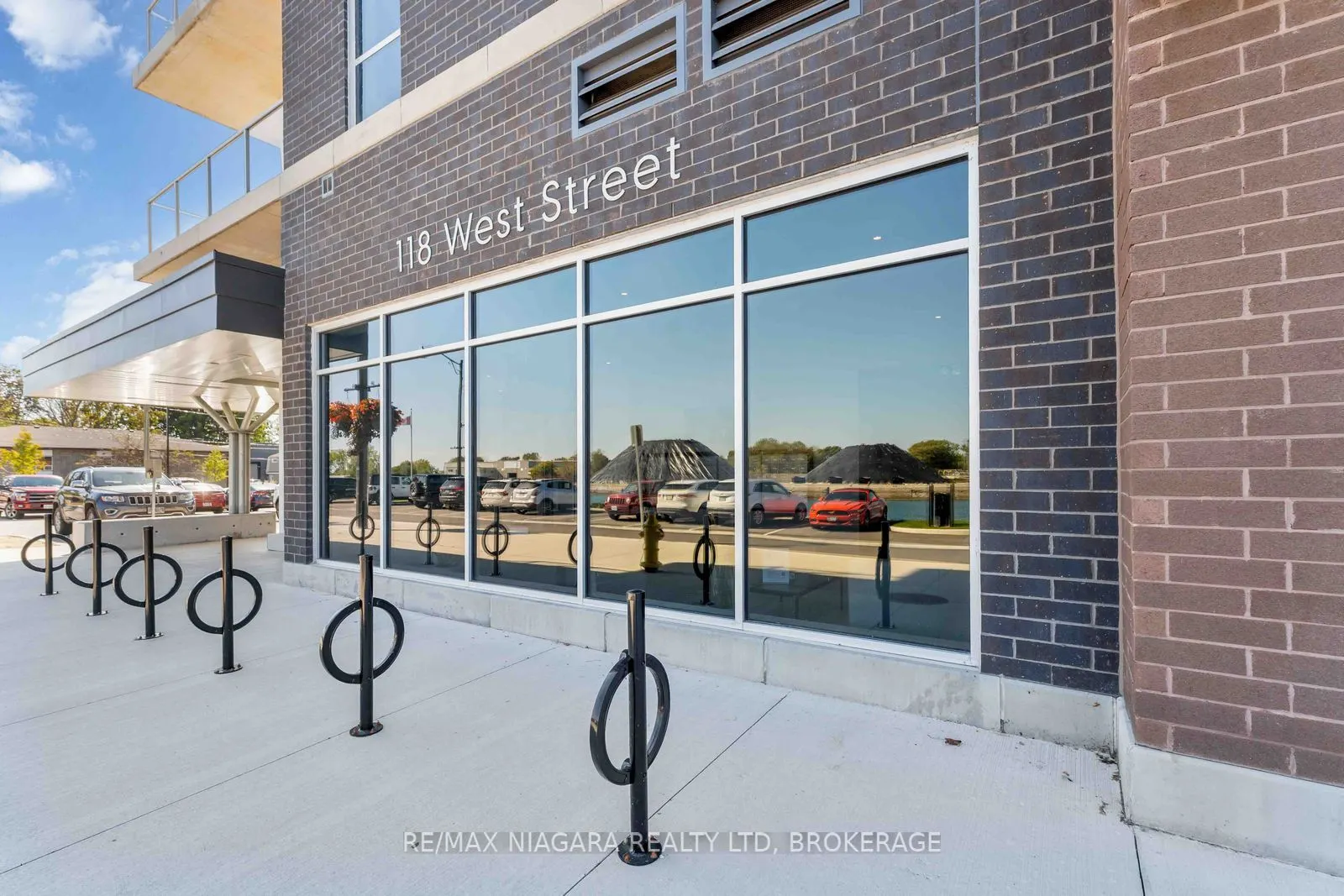 118 West Street, #Penthouse Unit 903