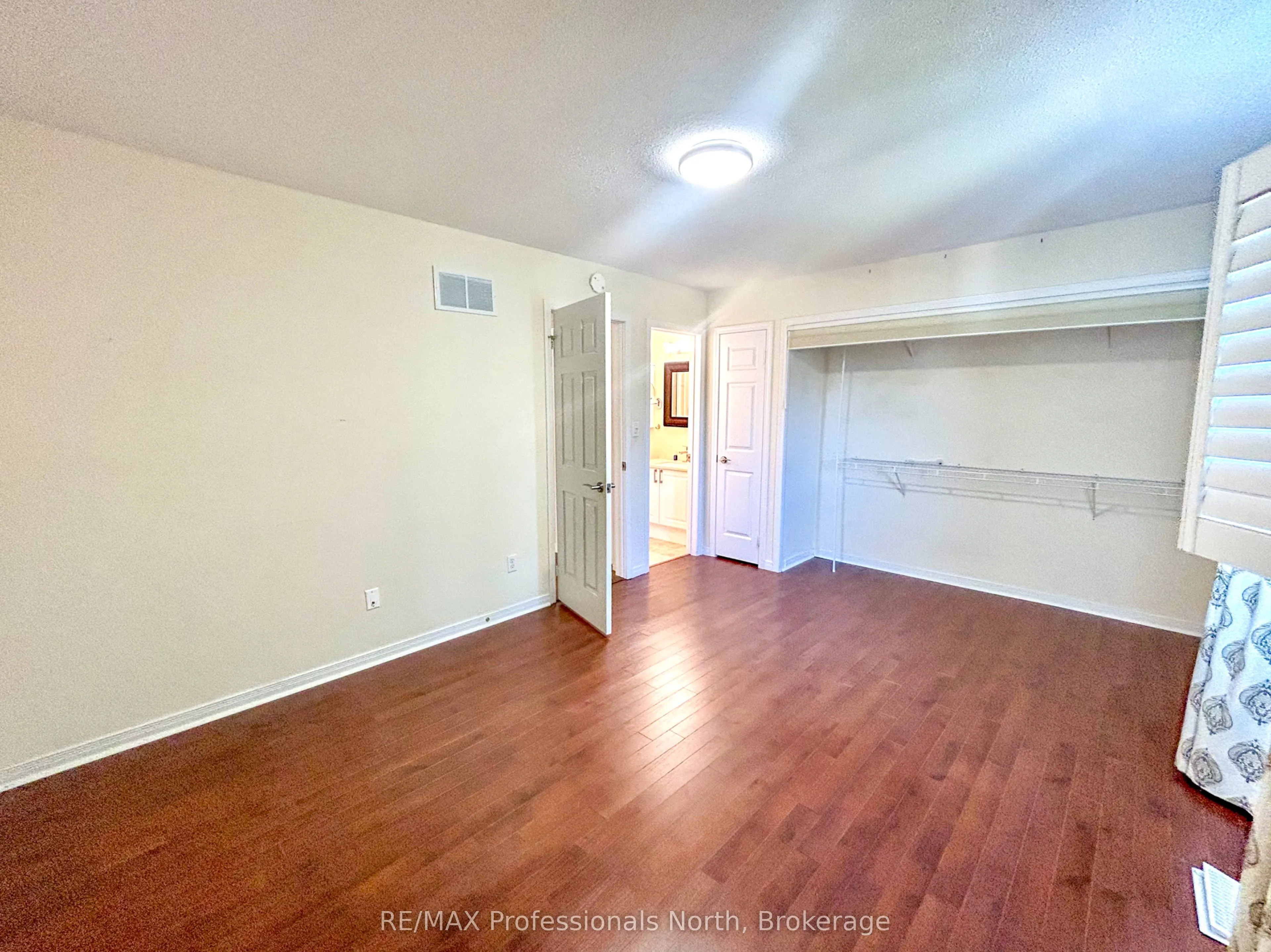 1406 Hancox Court