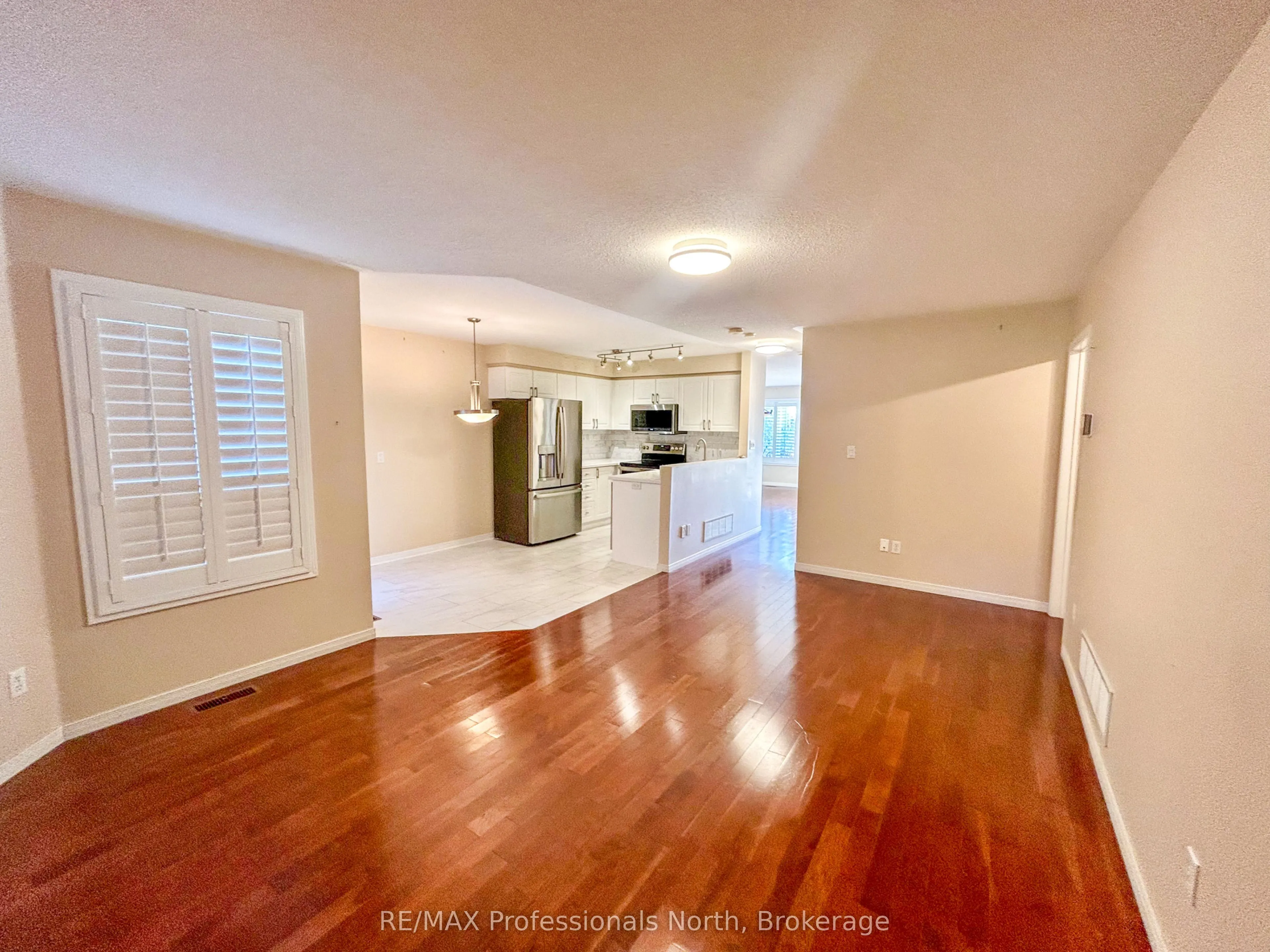 1406 Hancox Court