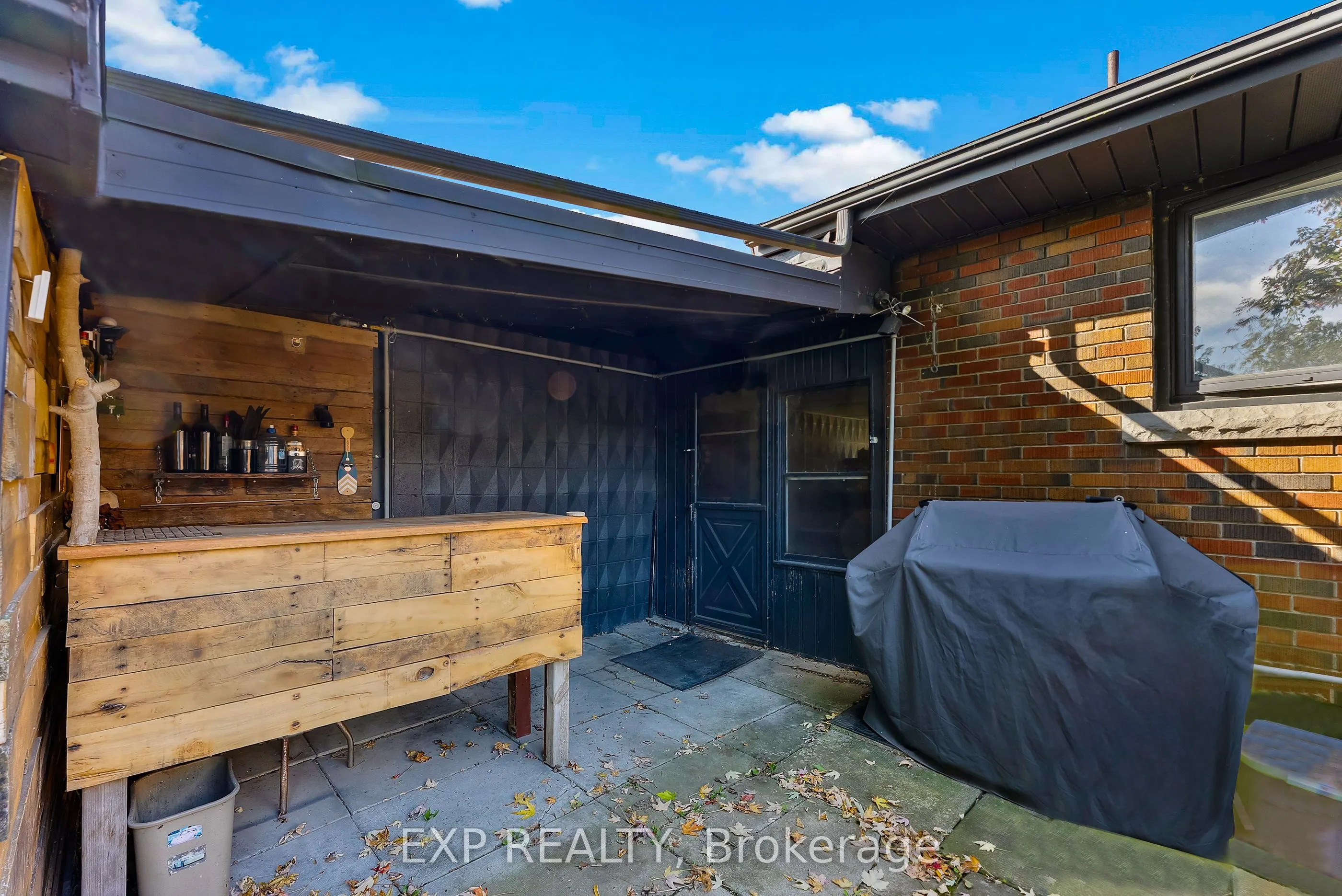 304 Kingsway Street