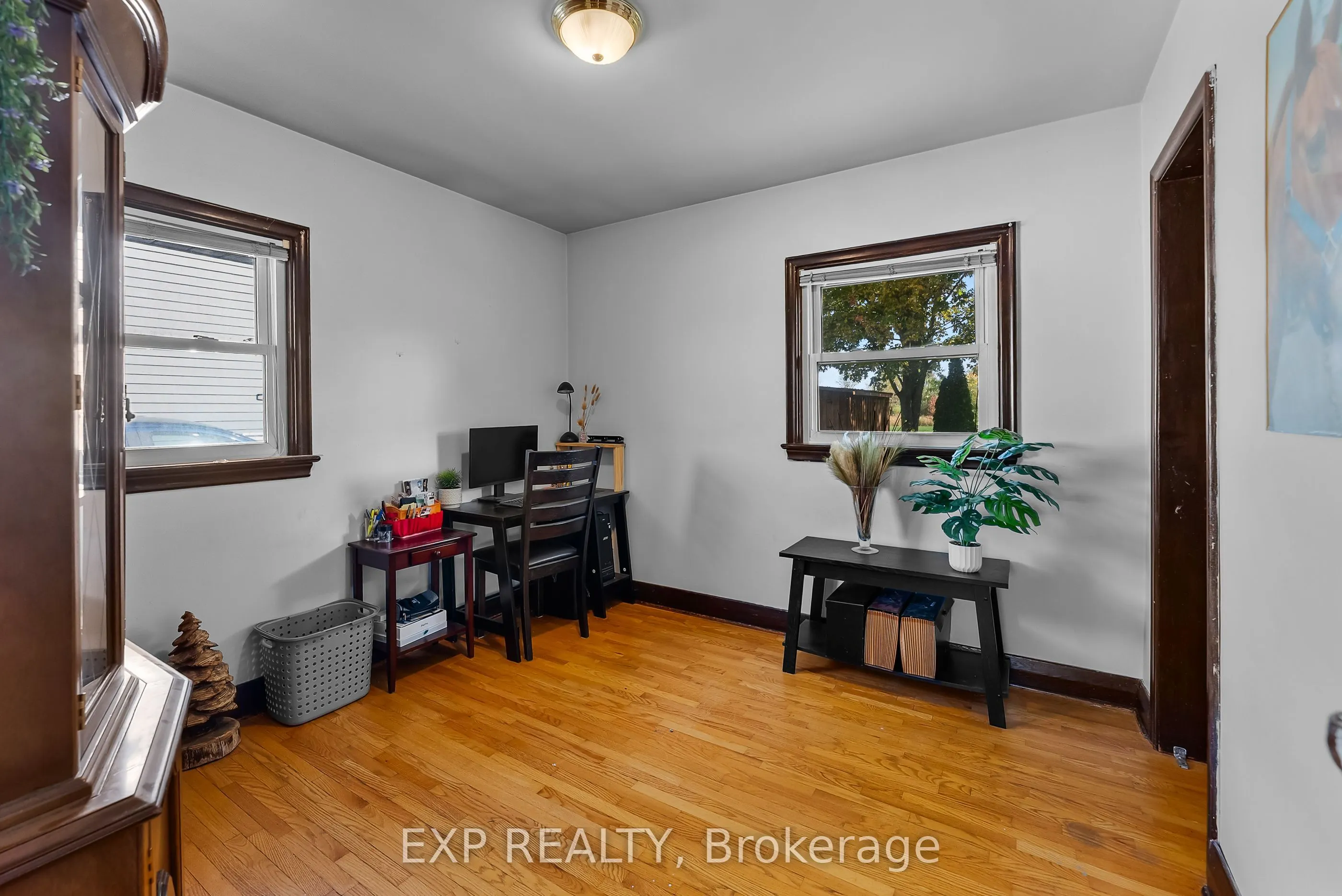 304 Kingsway Street