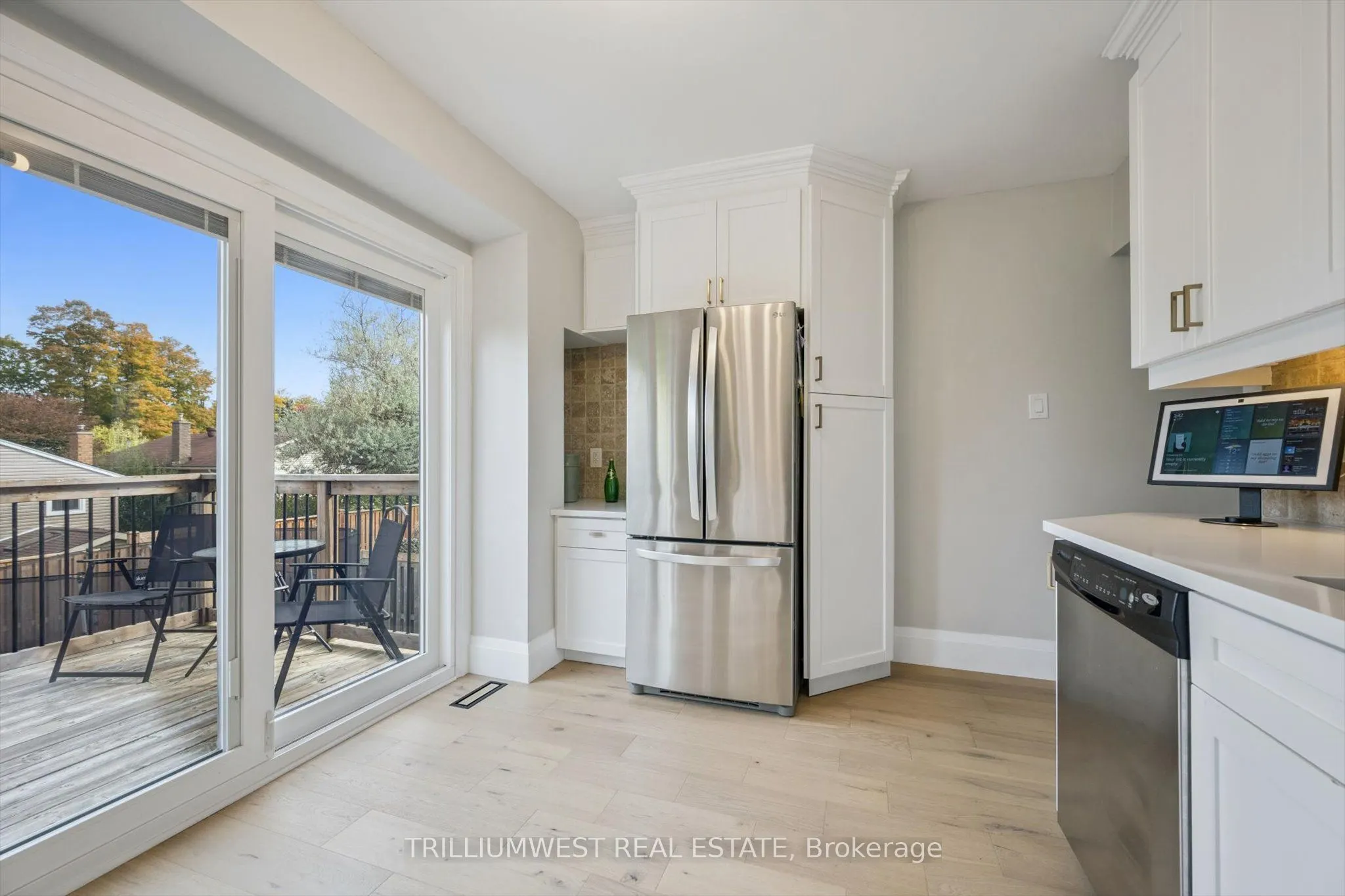 99 Deerwood Crescent