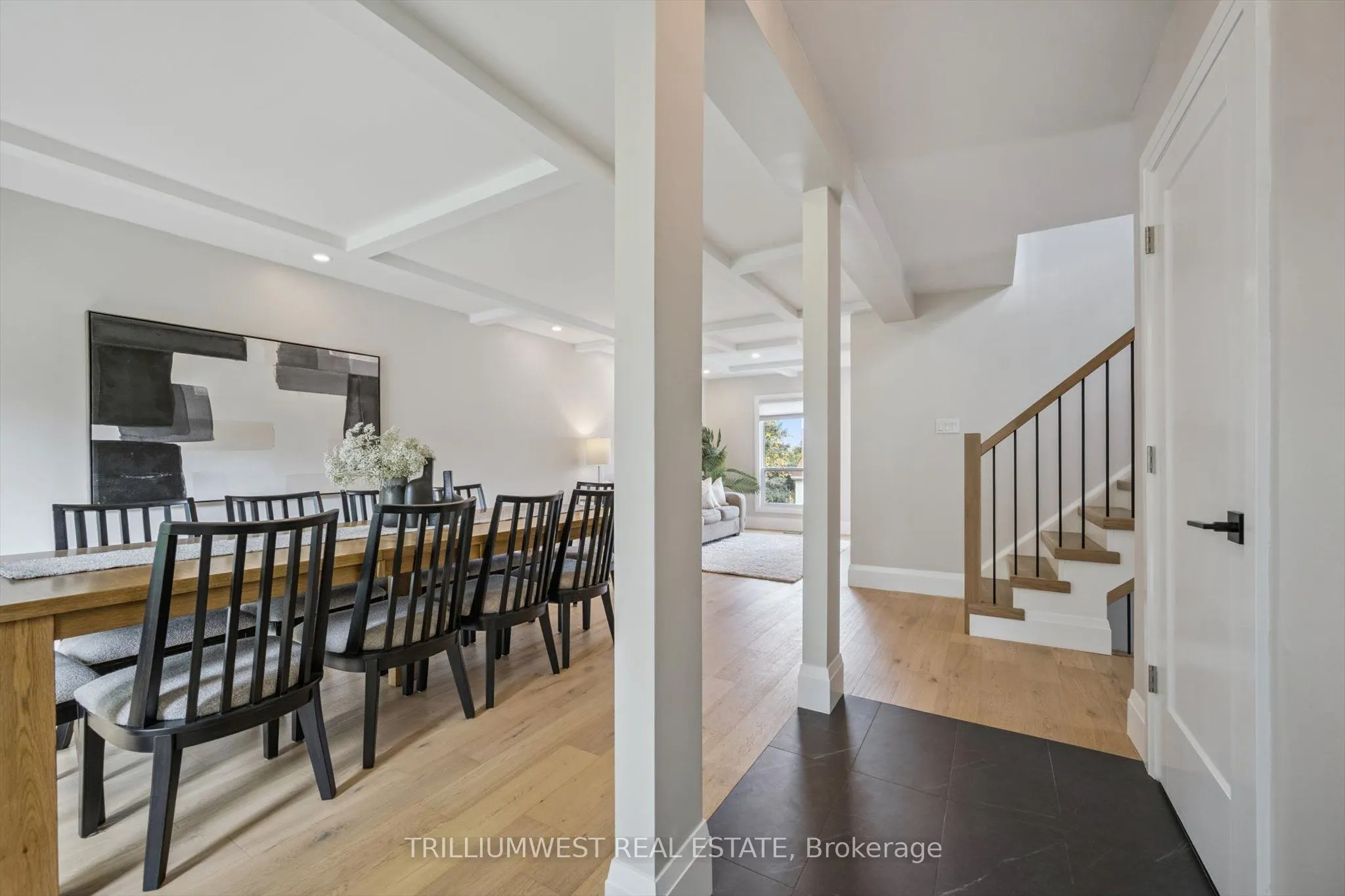 99 Deerwood Crescent