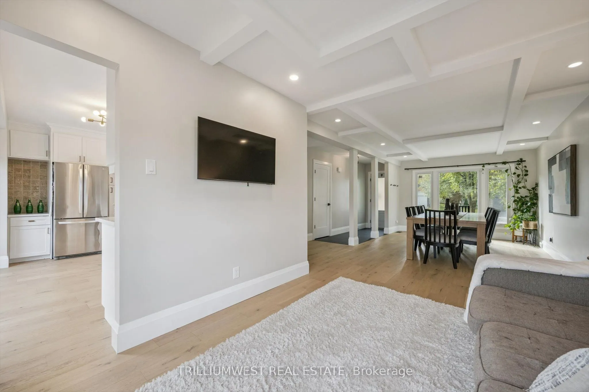 99 Deerwood Crescent