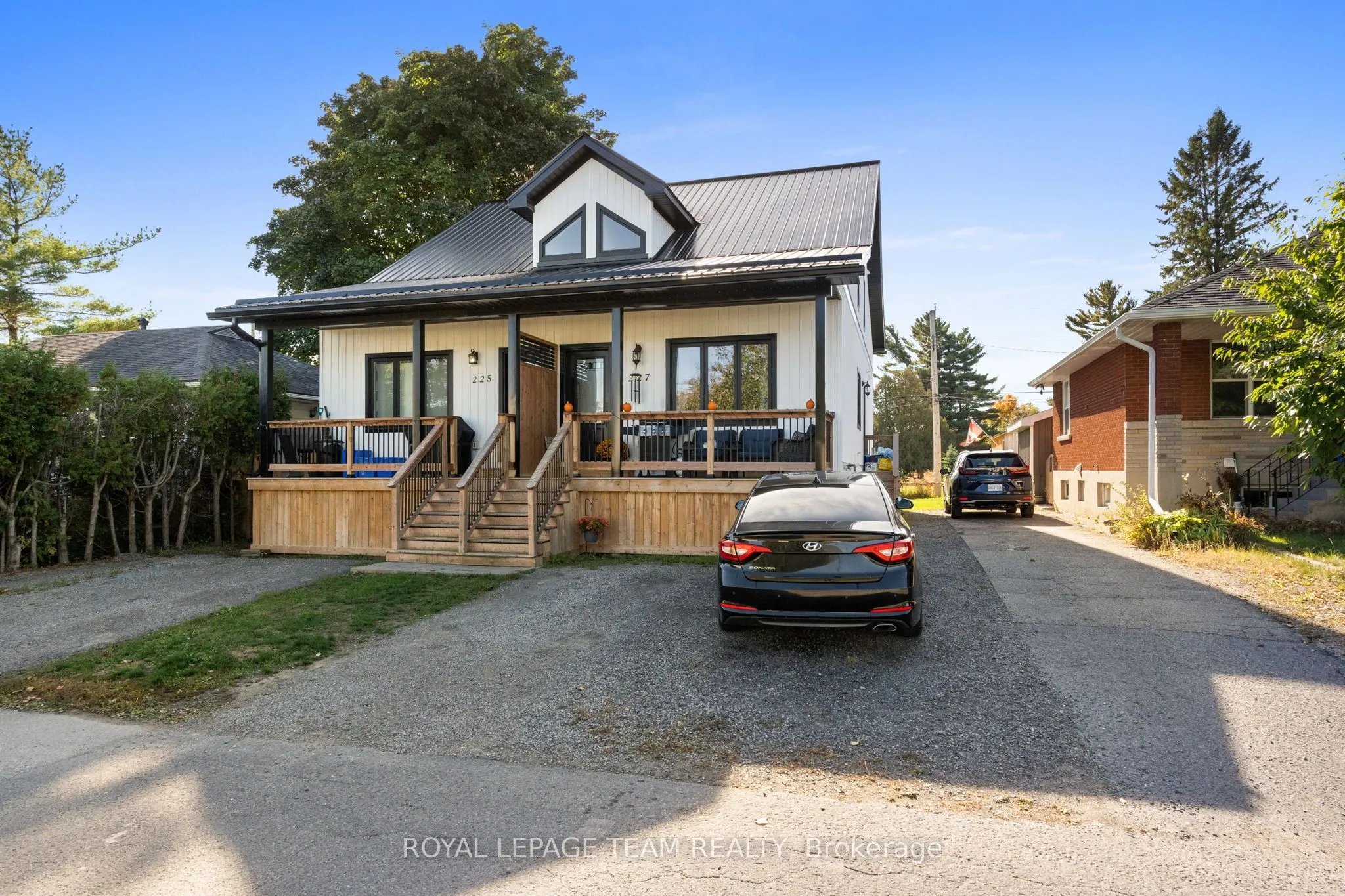 227 ROBERTA Crescent