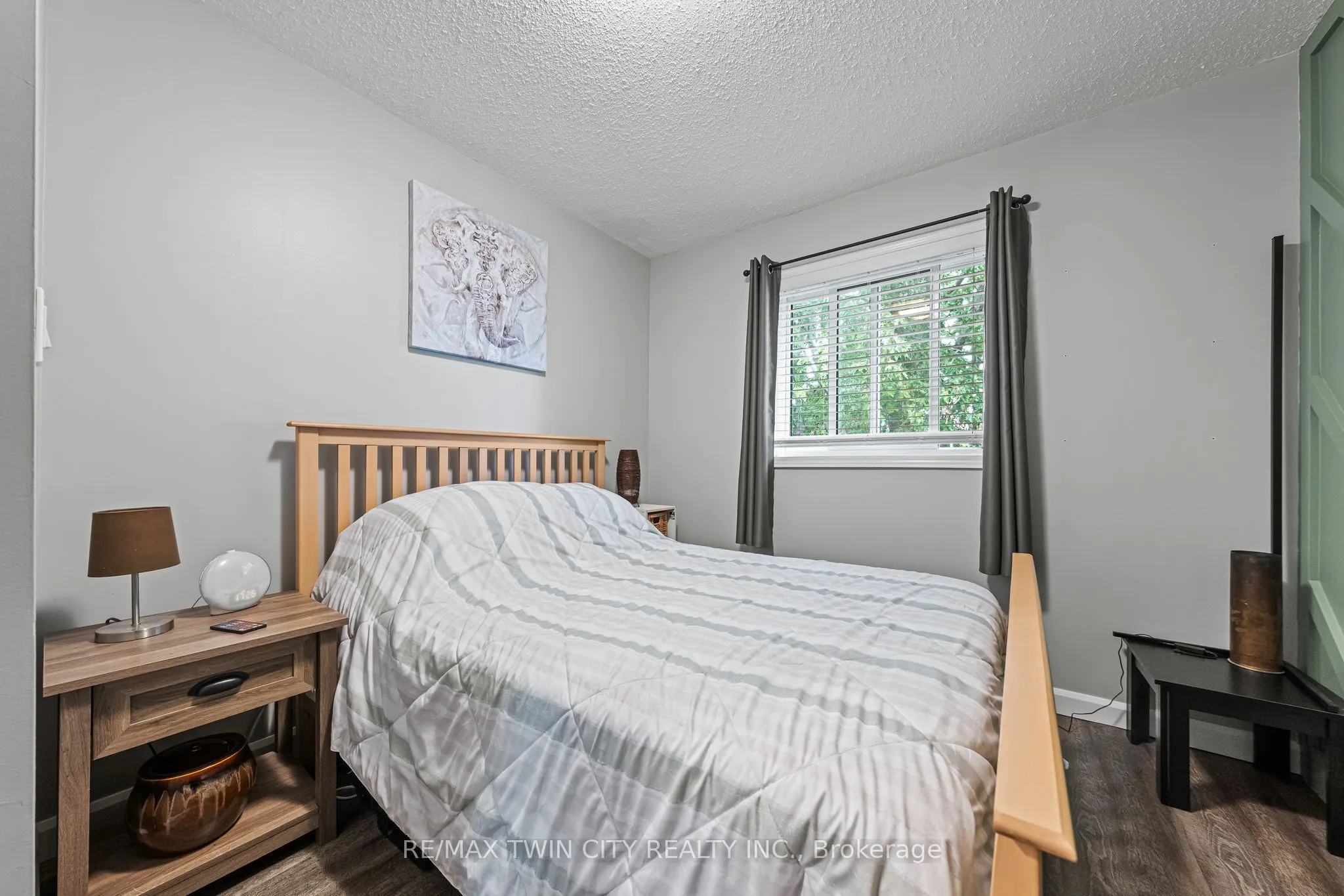 21 Graystone Court
