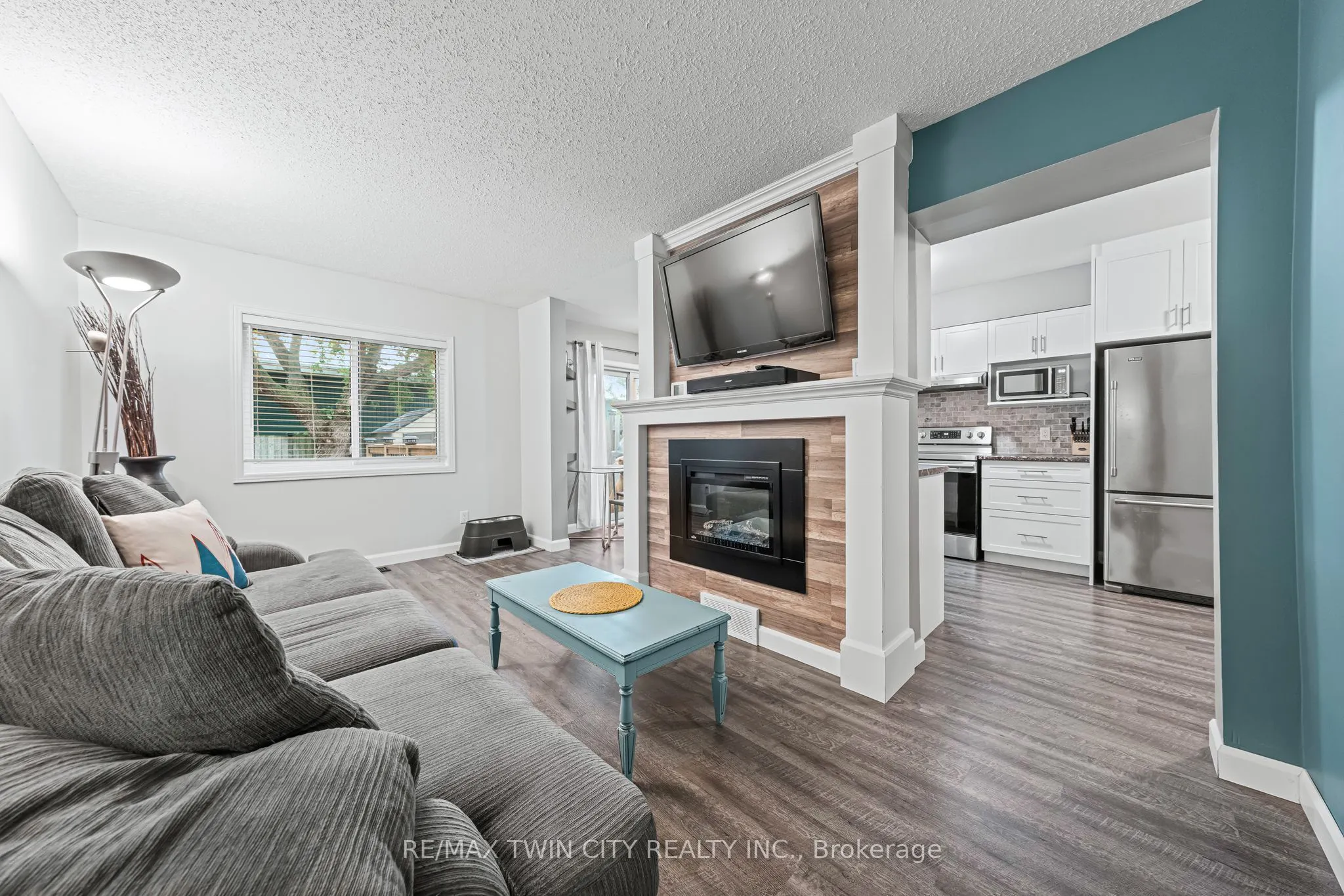 21 Graystone Court