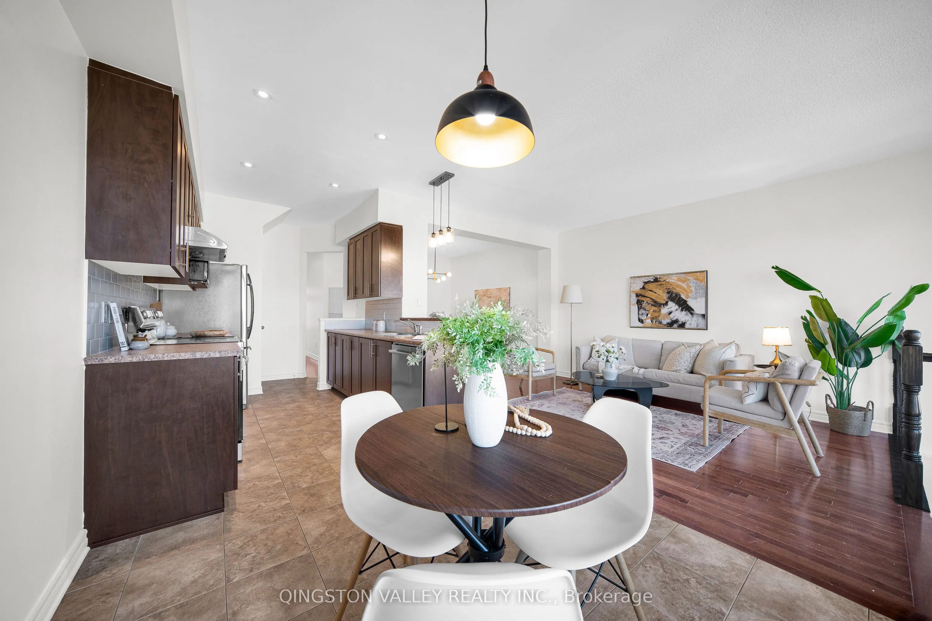 956 Fletcher Circle
