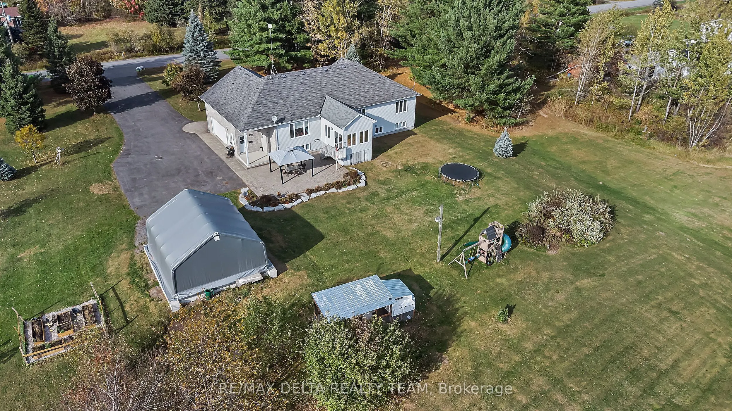 3782 Etienne Road