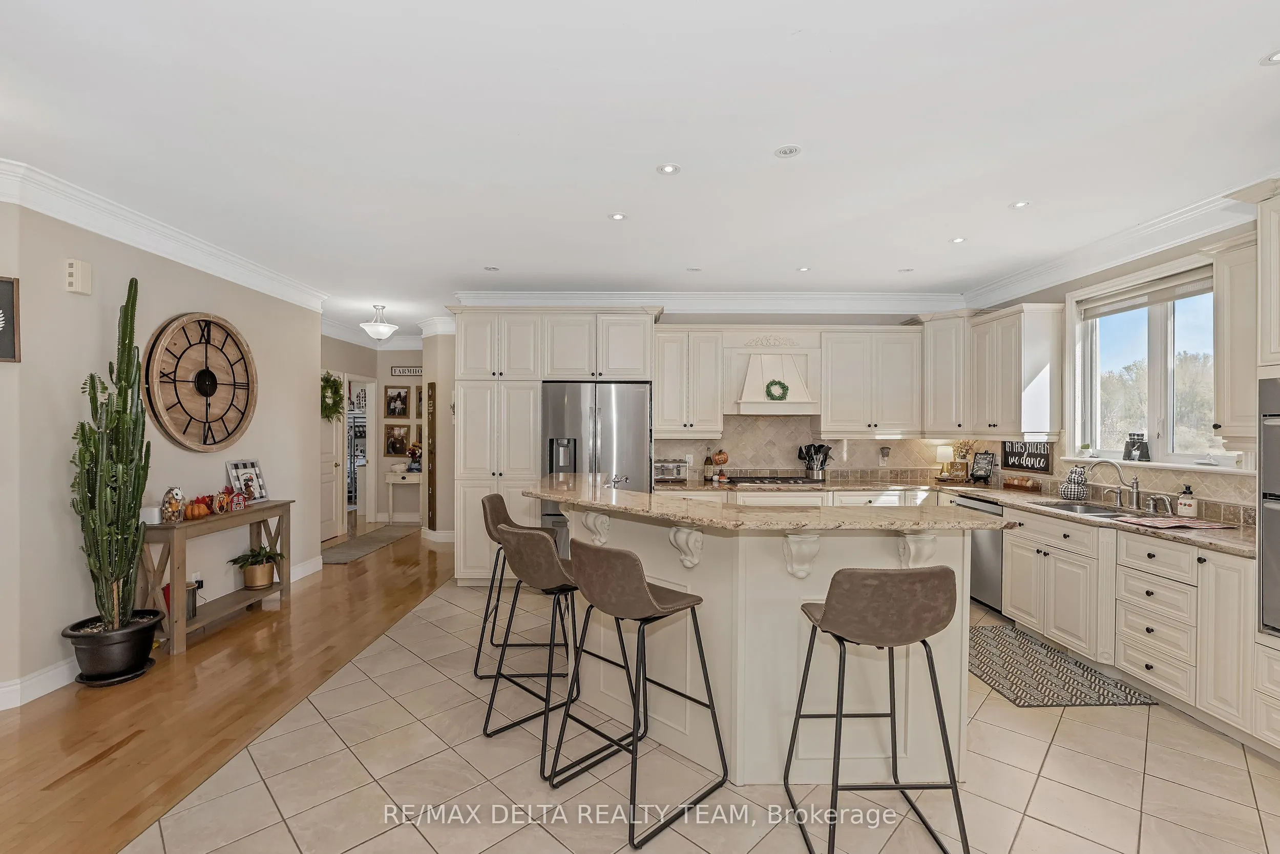 3782 Etienne Road