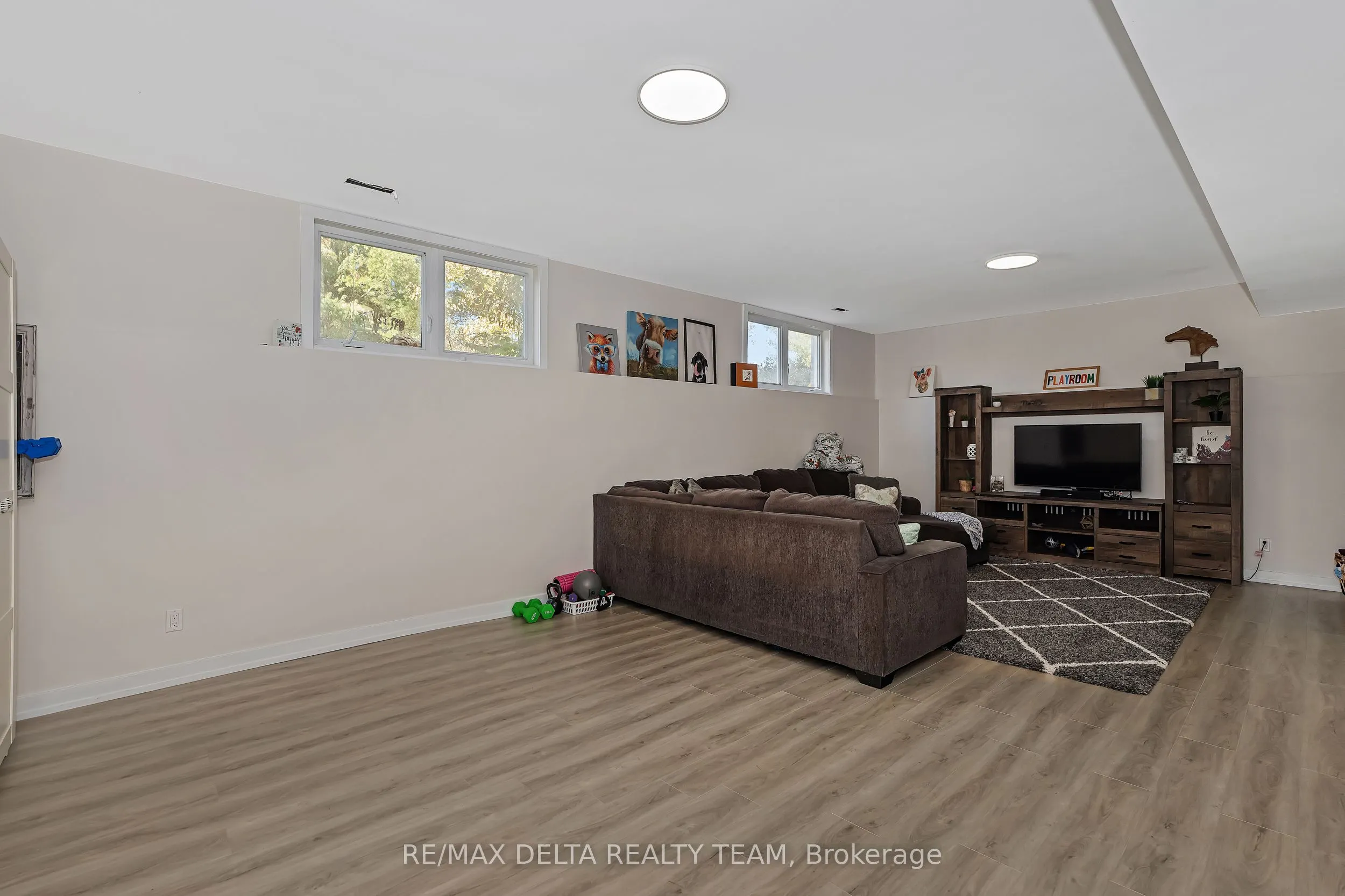 3782 Etienne Road