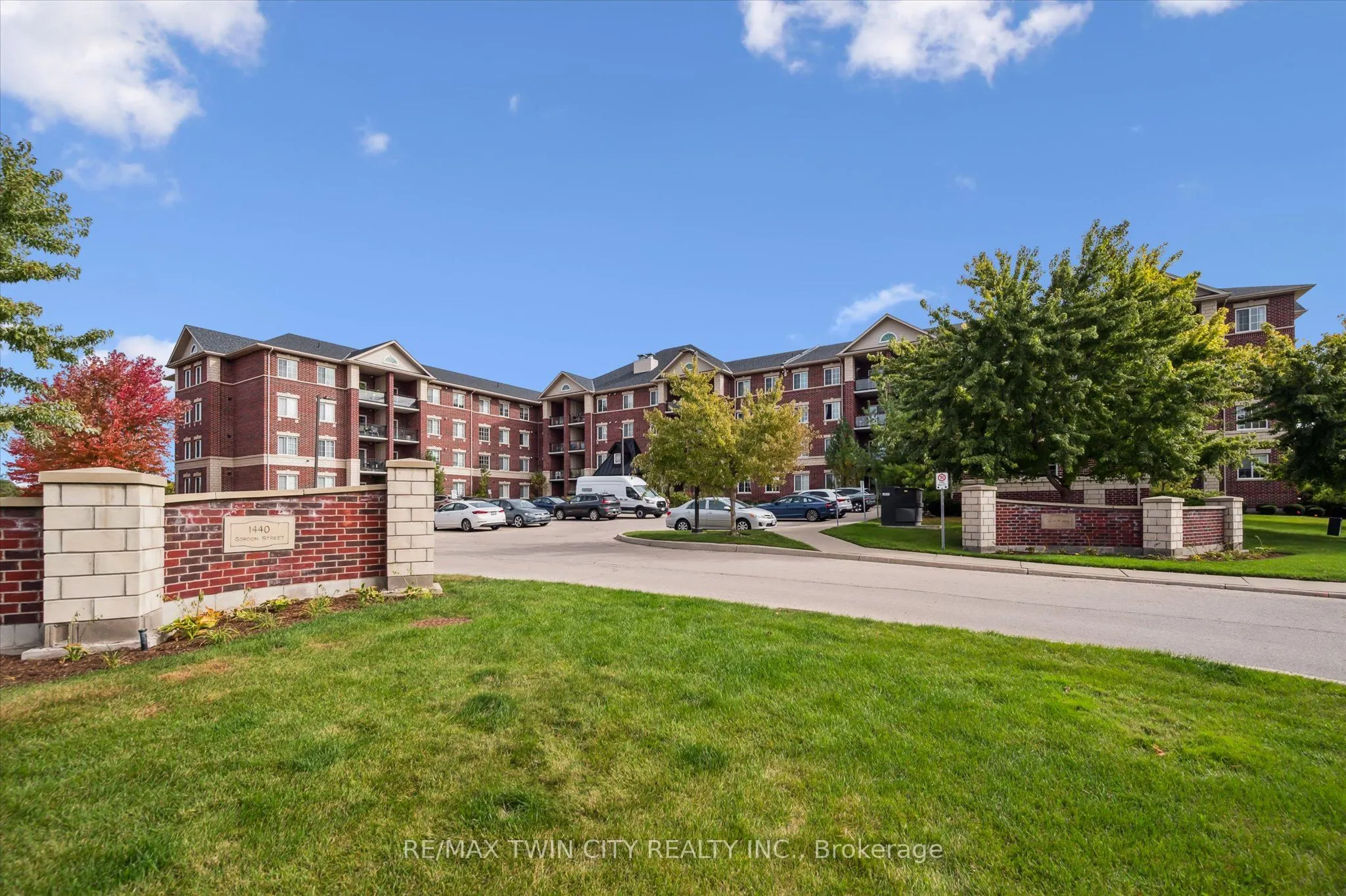 1440 Gordon Street, #202