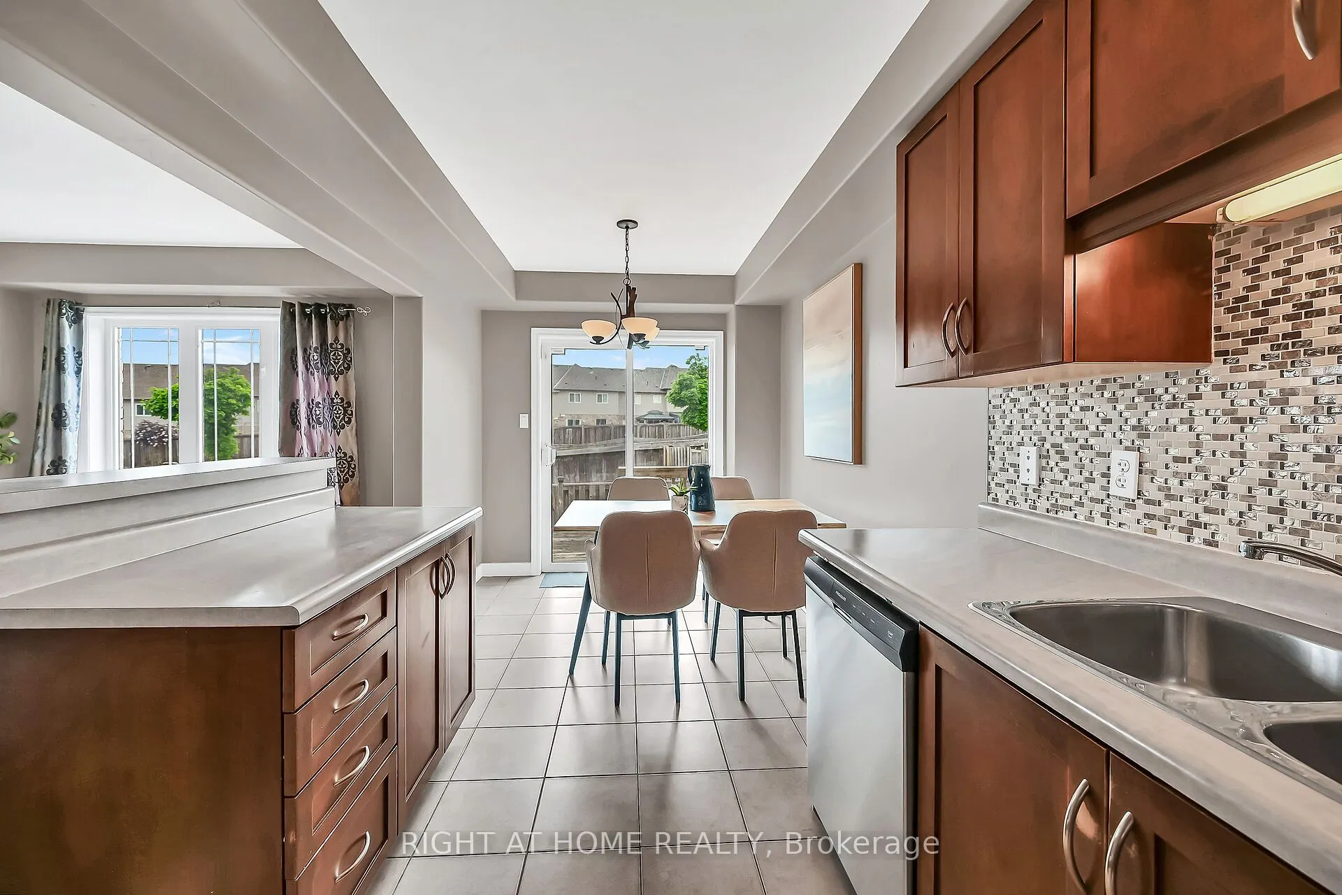 242 UPPER MOUNT ALBION Road, #21