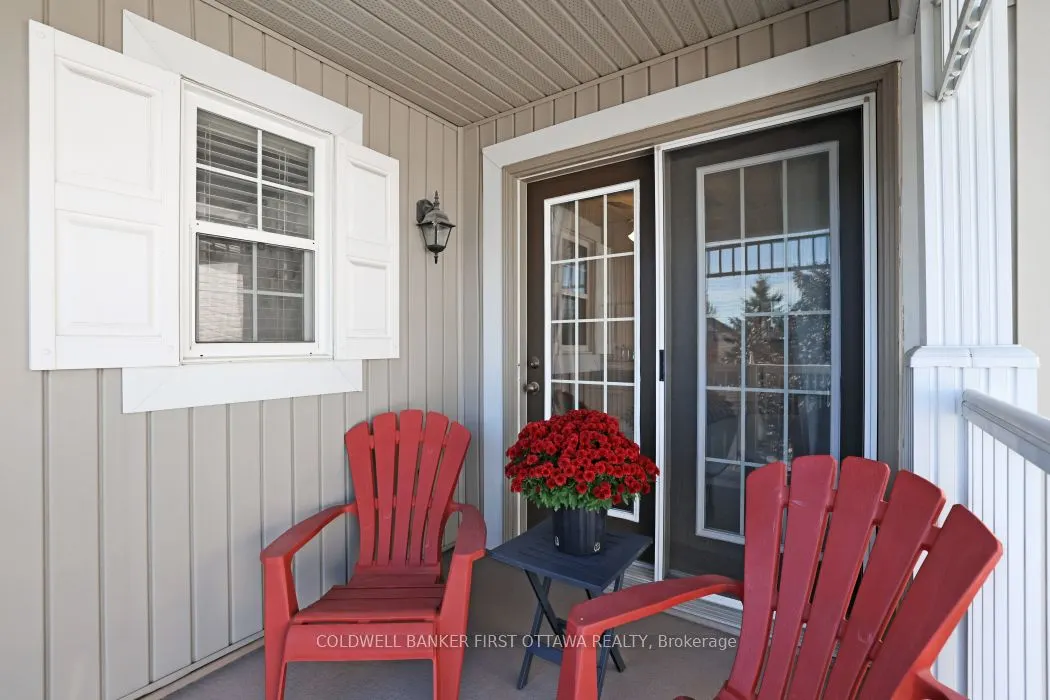 104 Streamside Crescent