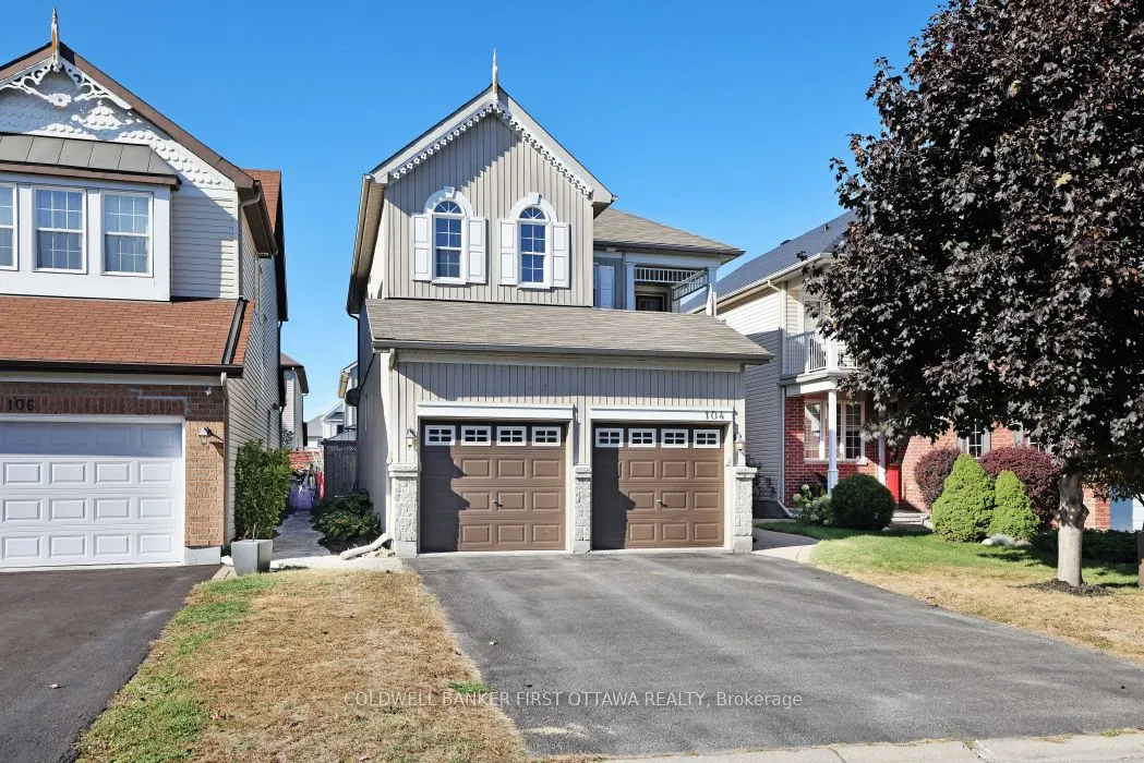 104 Streamside Crescent