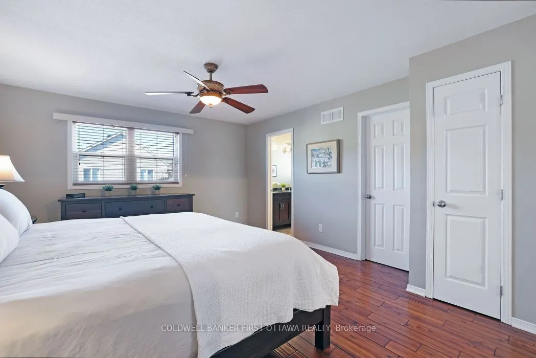 104 Streamside Crescent