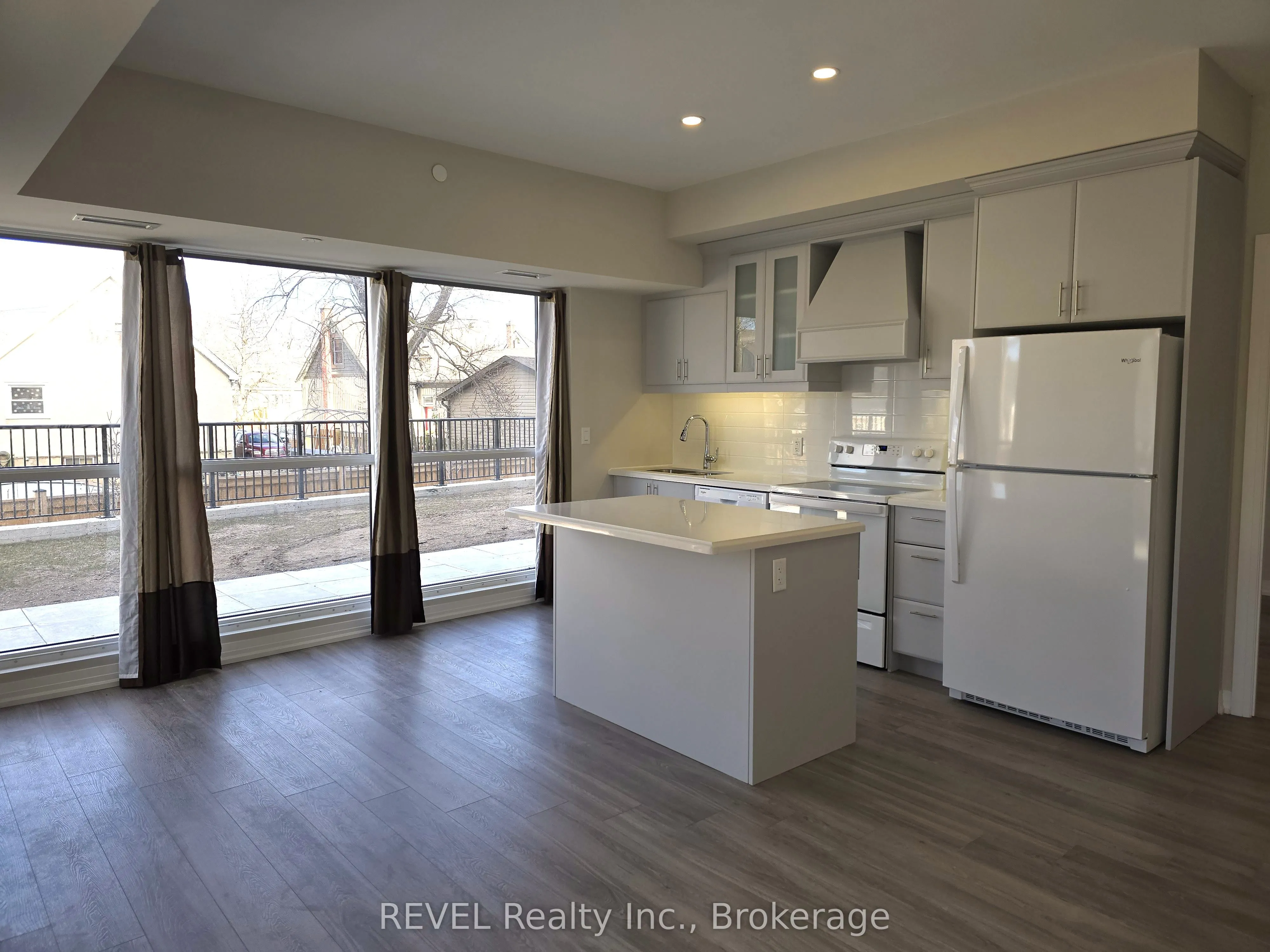 50 Herrick Avenue, #140
