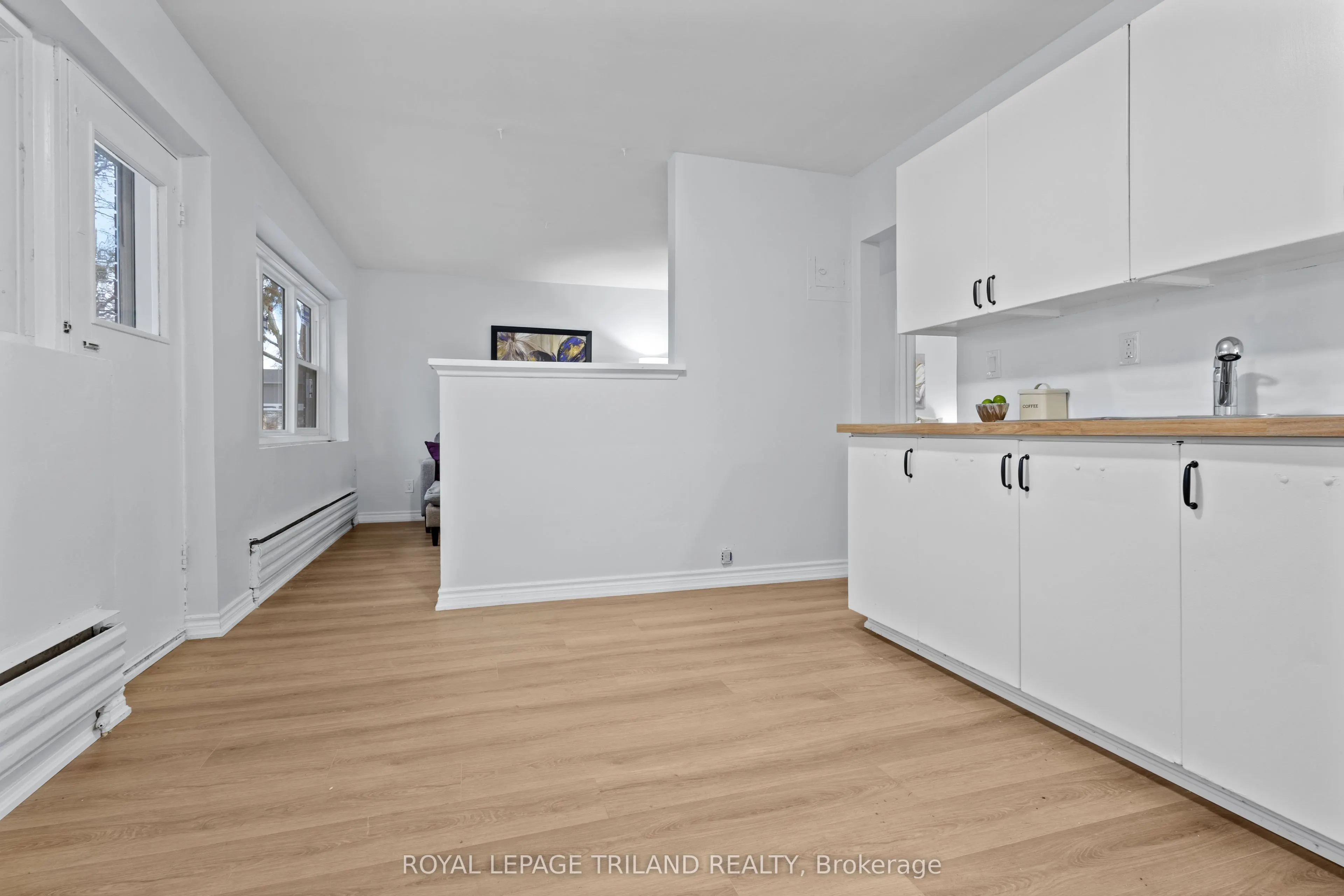 358 Hilton Avenue, #2