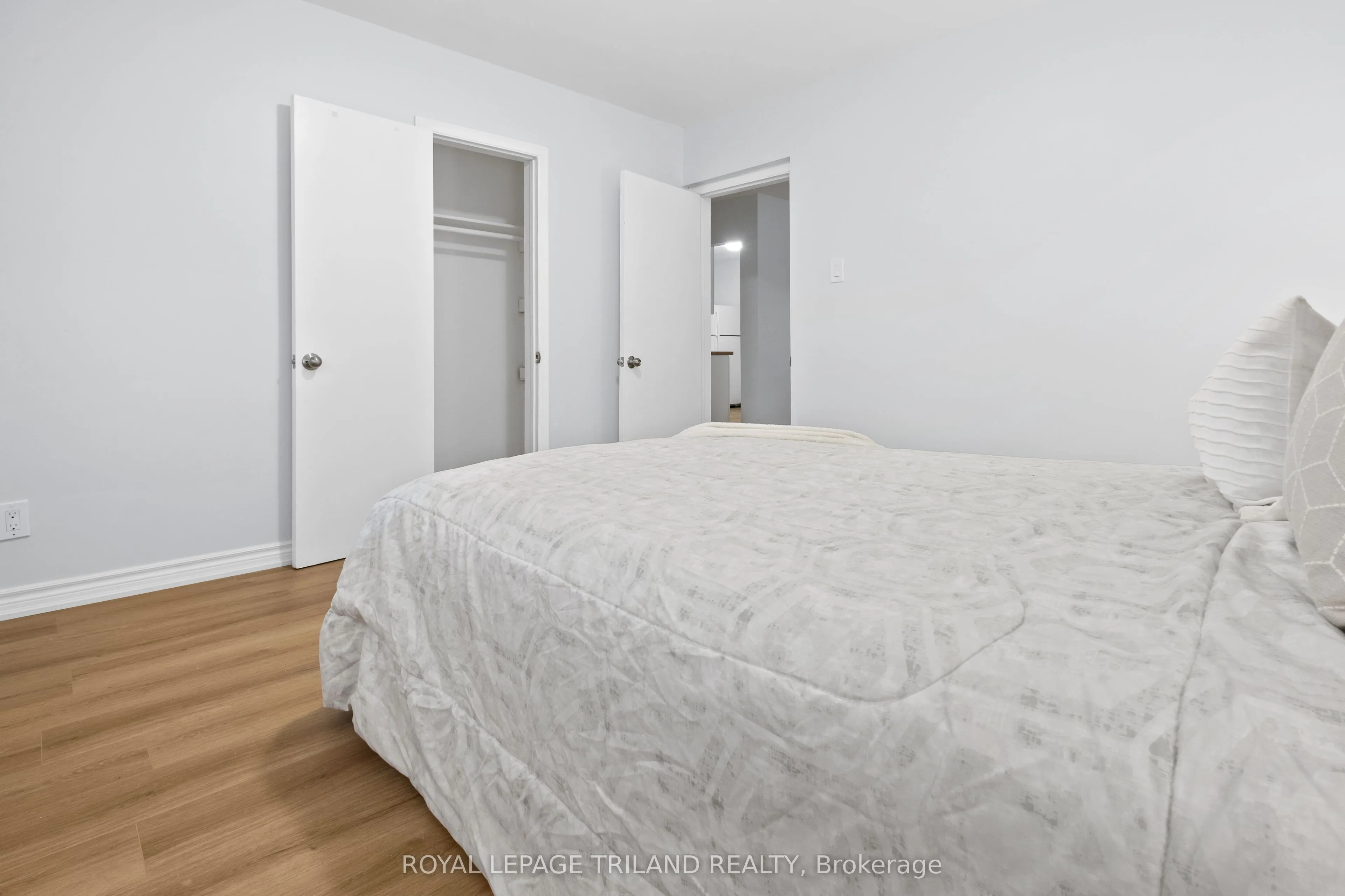 358 Hilton Avenue, #2