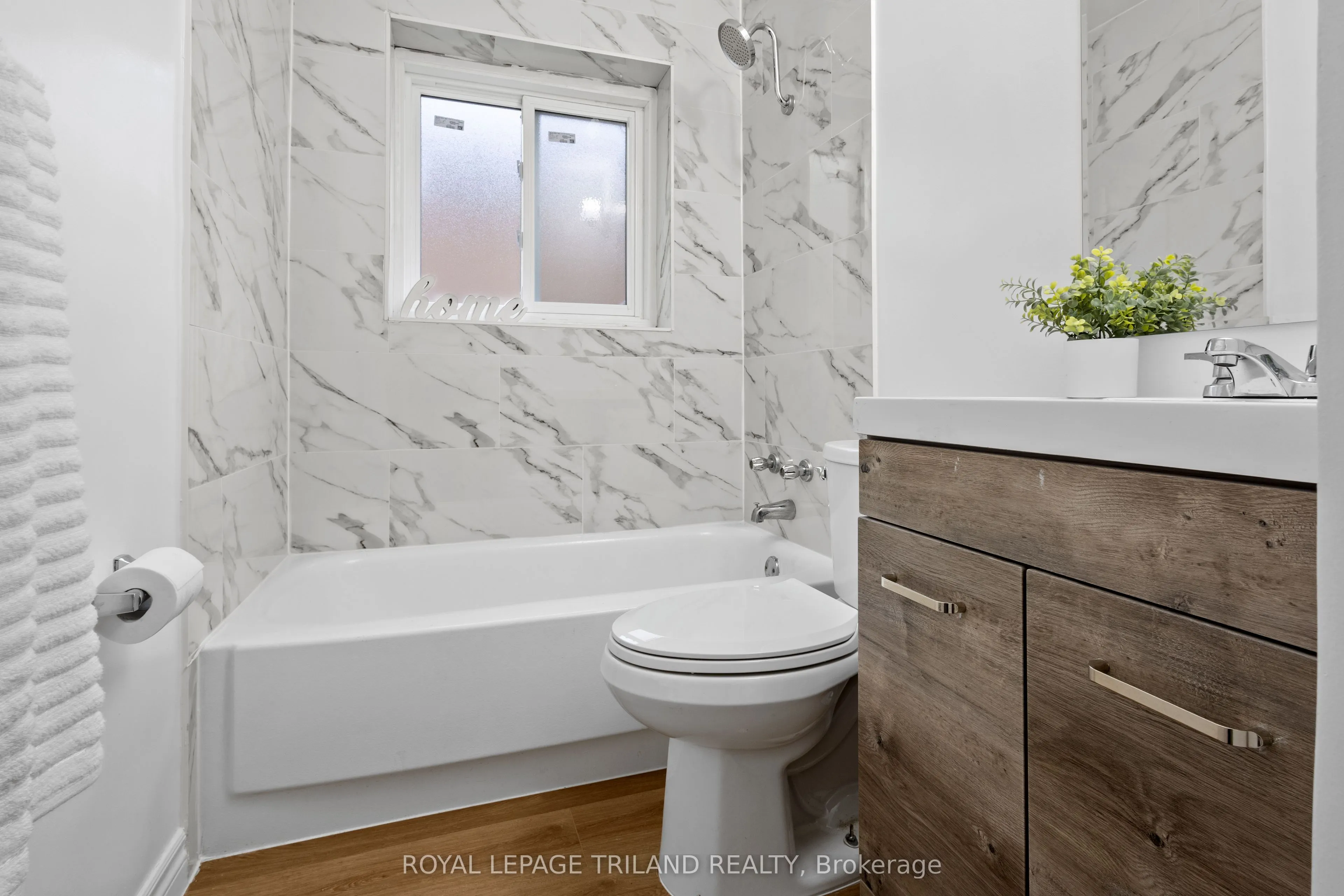 358 Hilton Avenue, #2