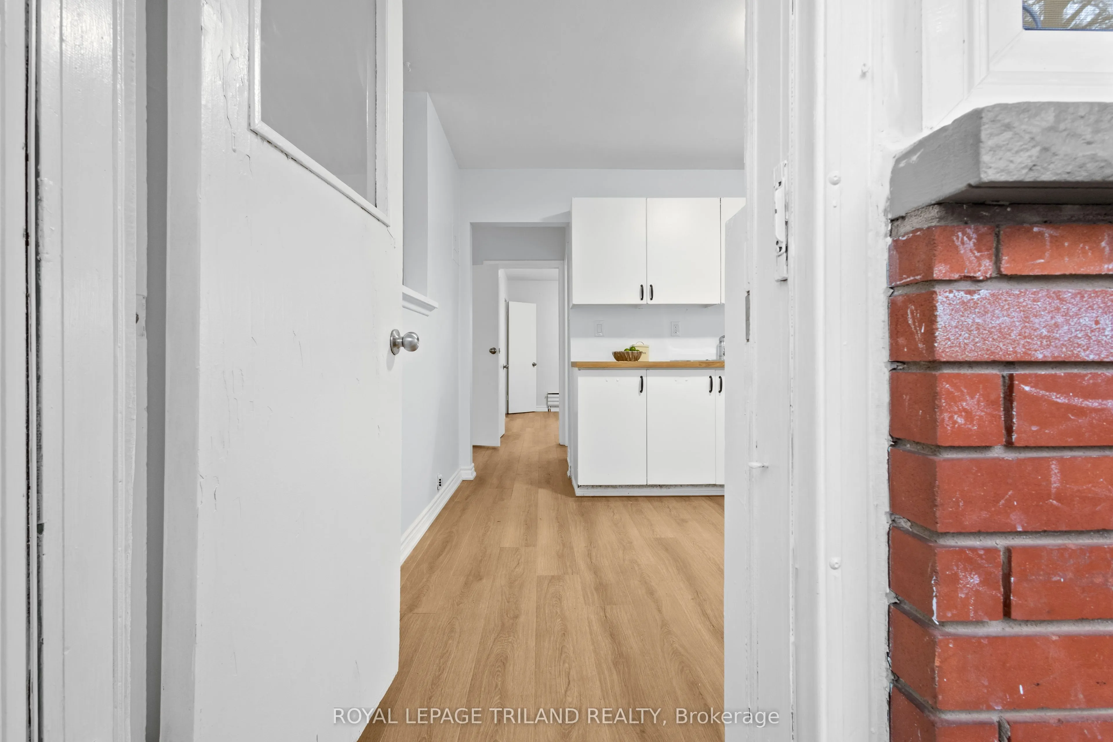 358 Hilton Avenue, #2