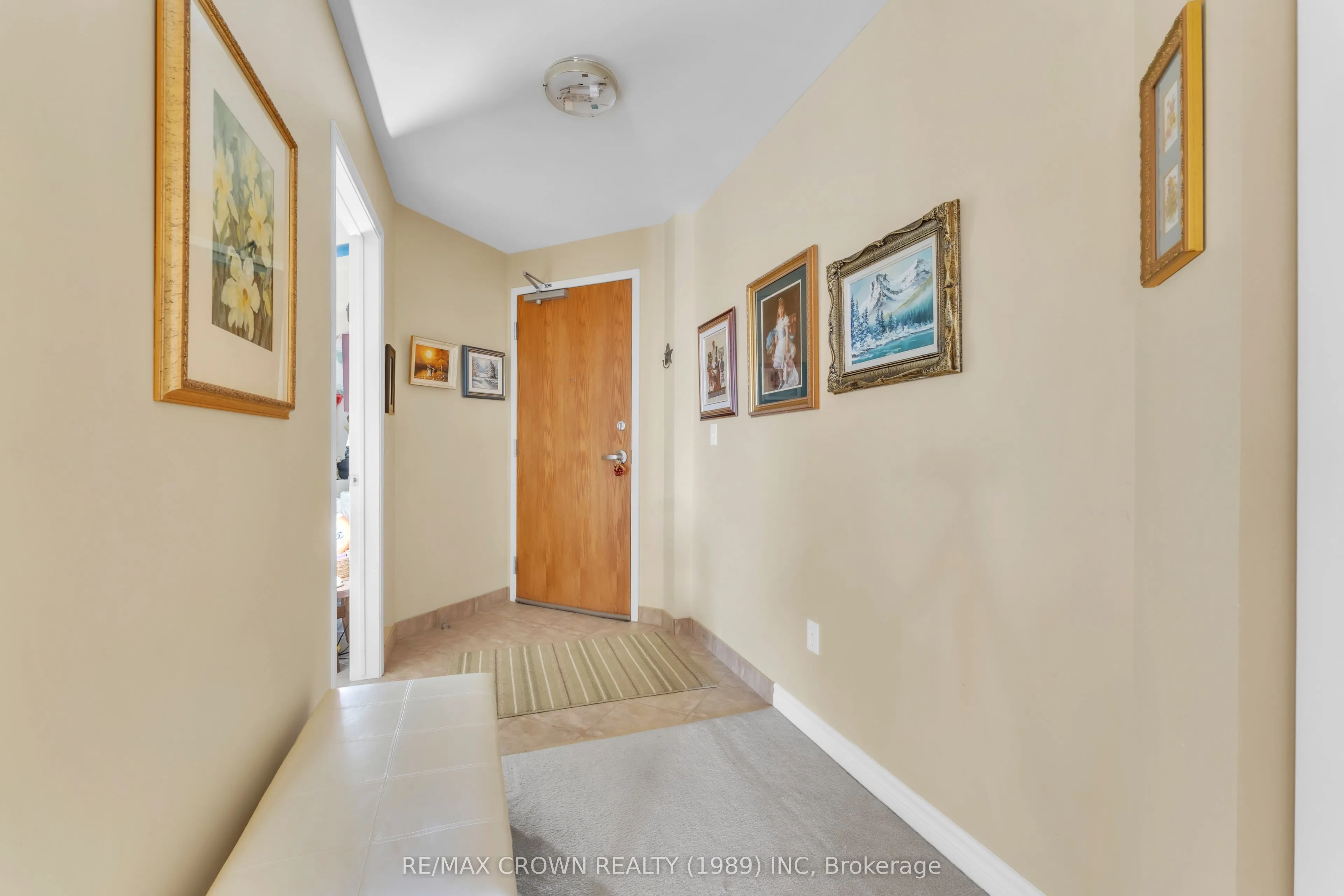 533 Lakeshore Drive, #307