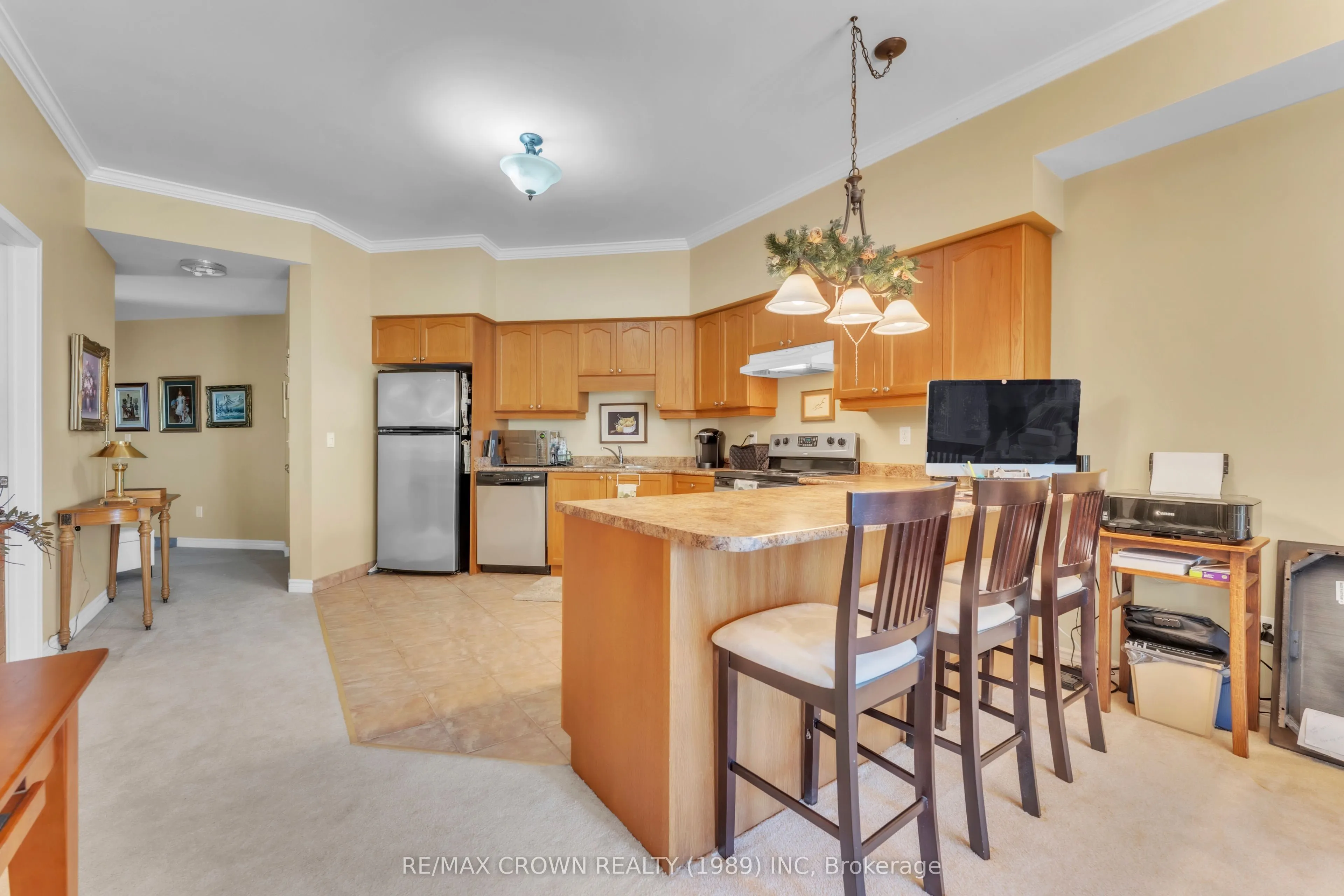 533 Lakeshore Drive, #307