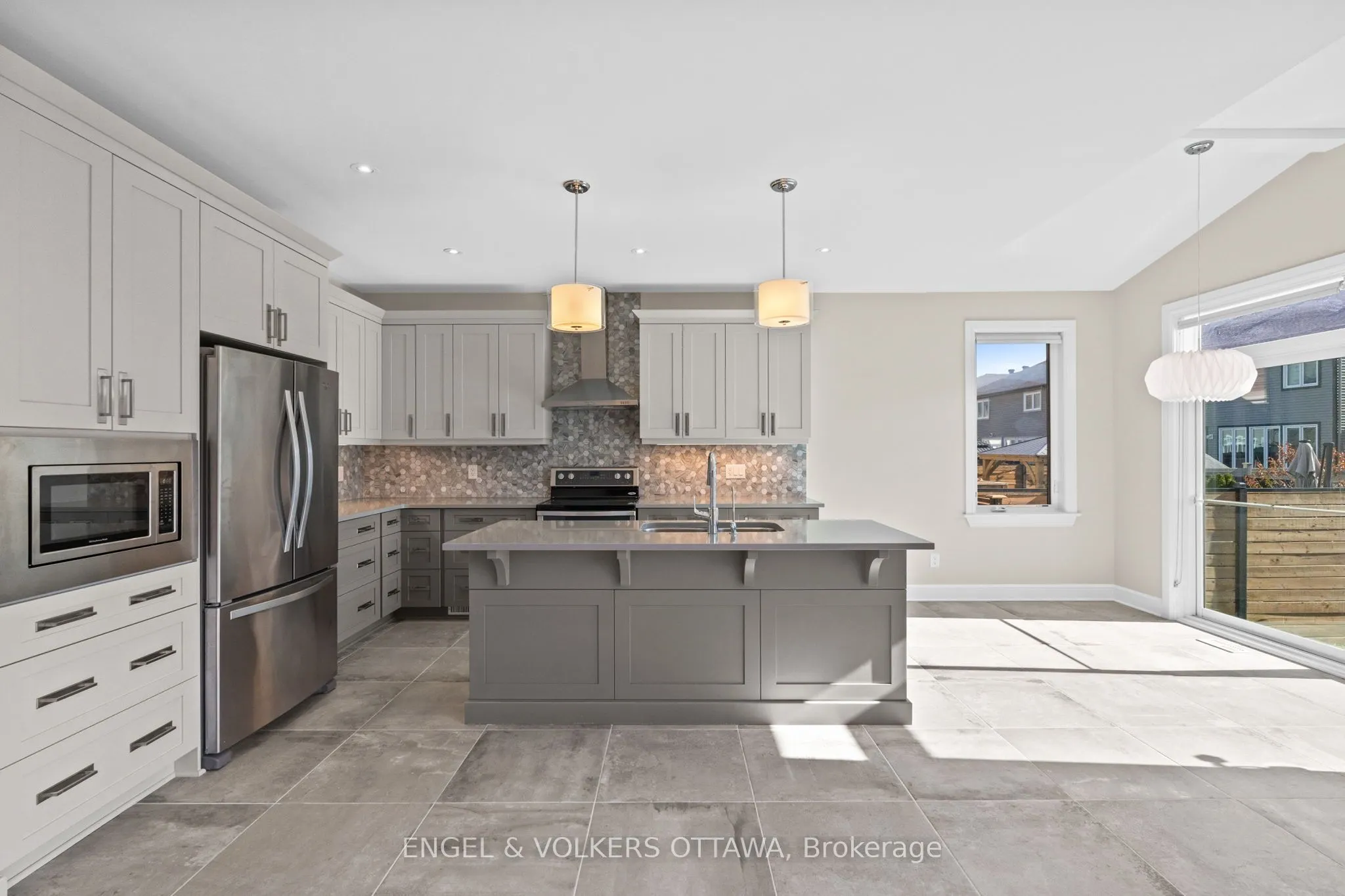 122 Helen Rapp Way