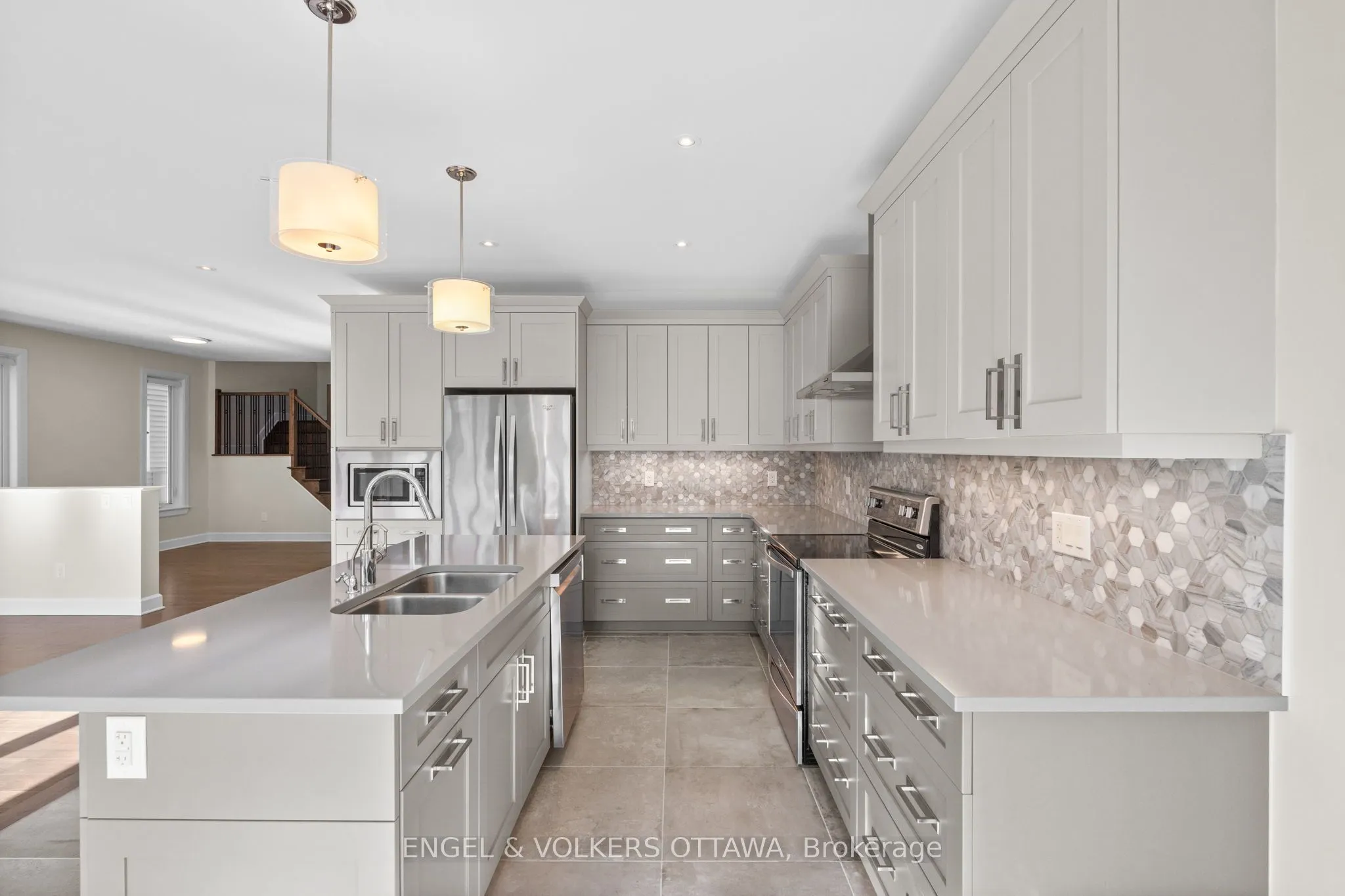 122 Helen Rapp Way