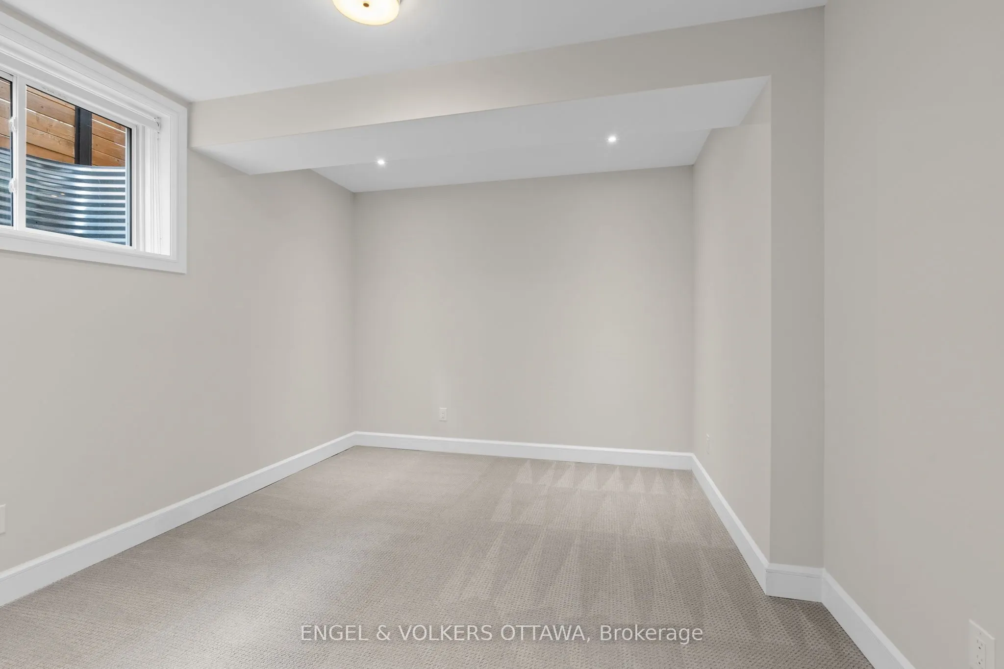 122 Helen Rapp Way