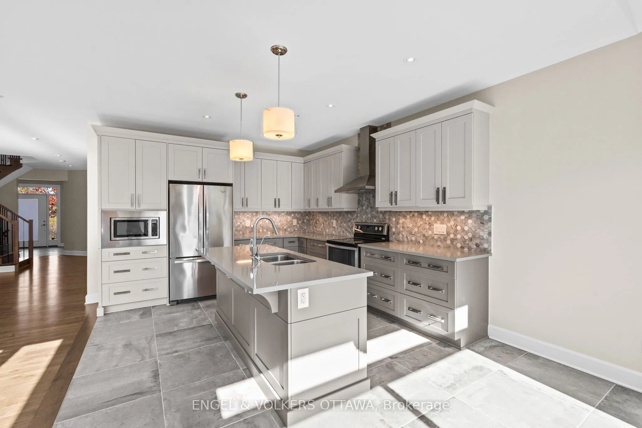 122 Helen Rapp Way