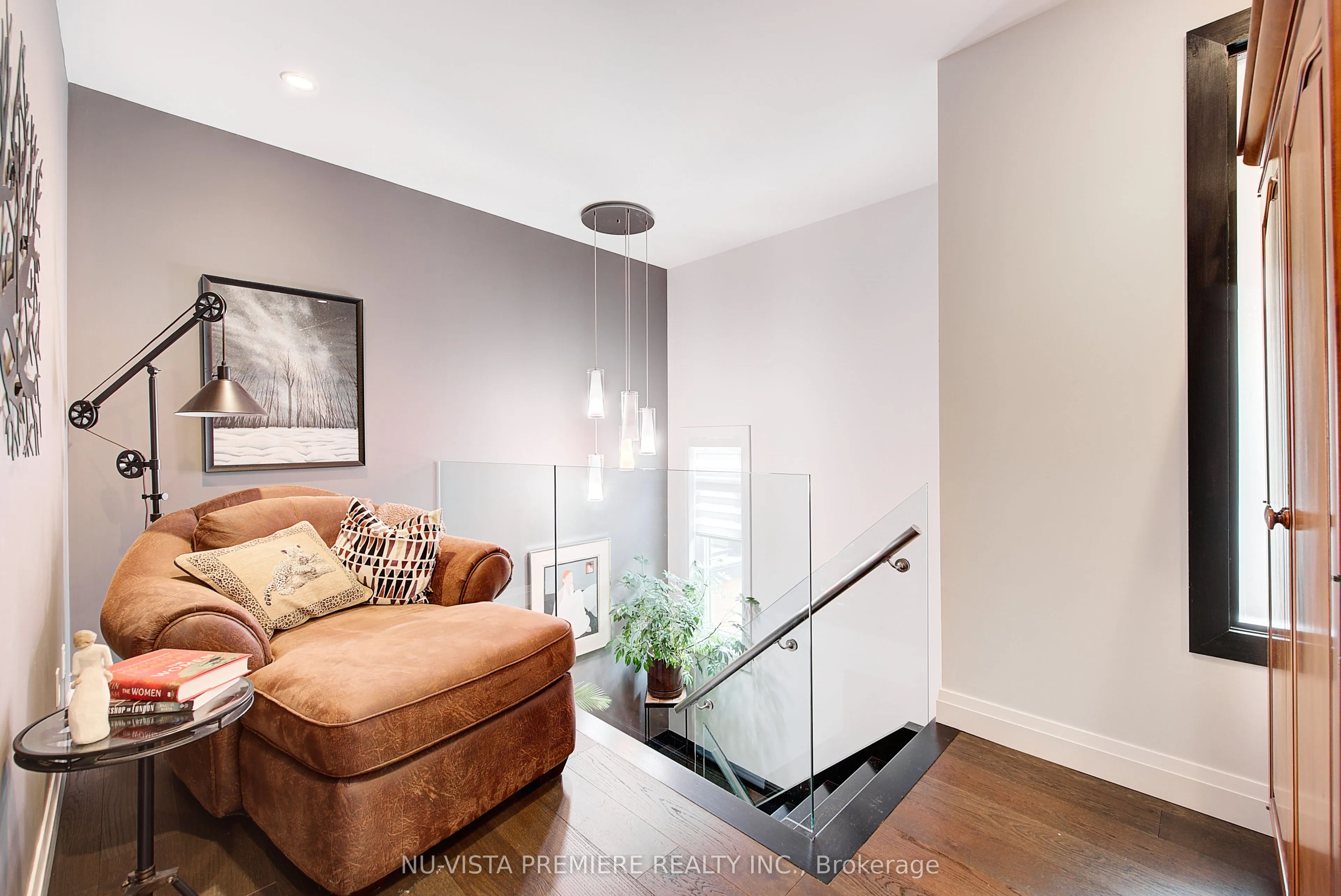 433 Hyde Park Road, #16