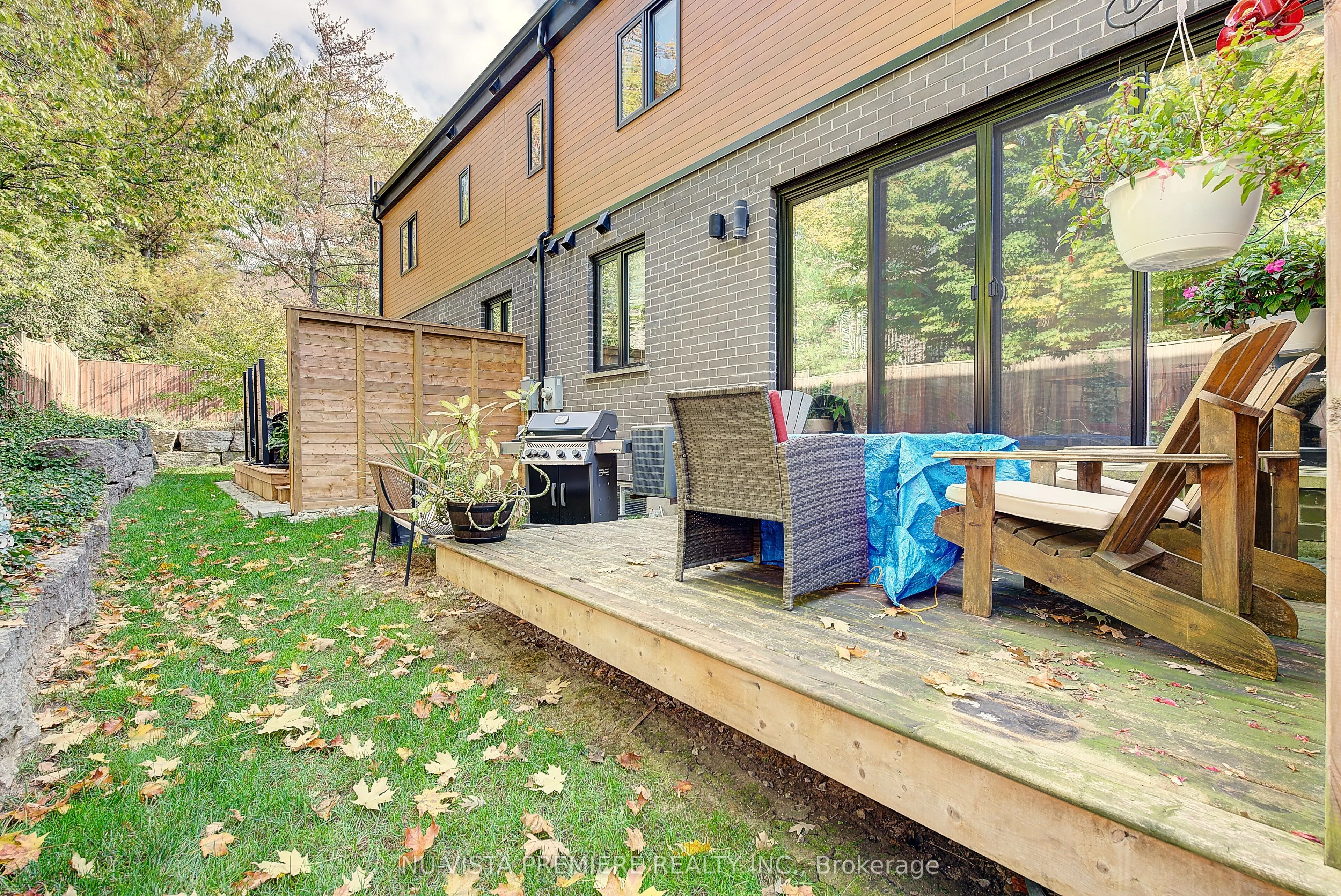 433 Hyde Park Road, #16