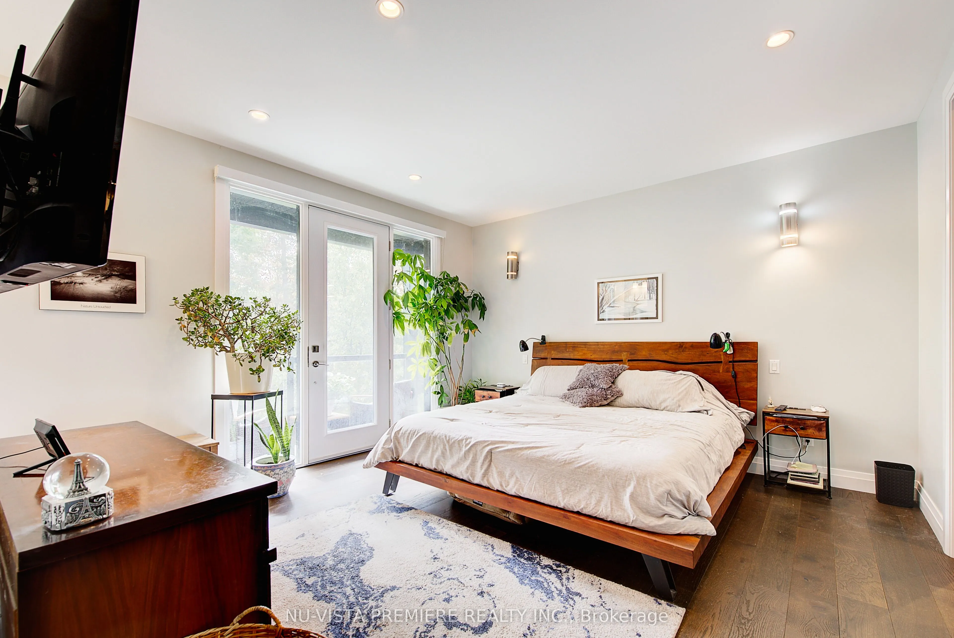 433 Hyde Park Road, #16