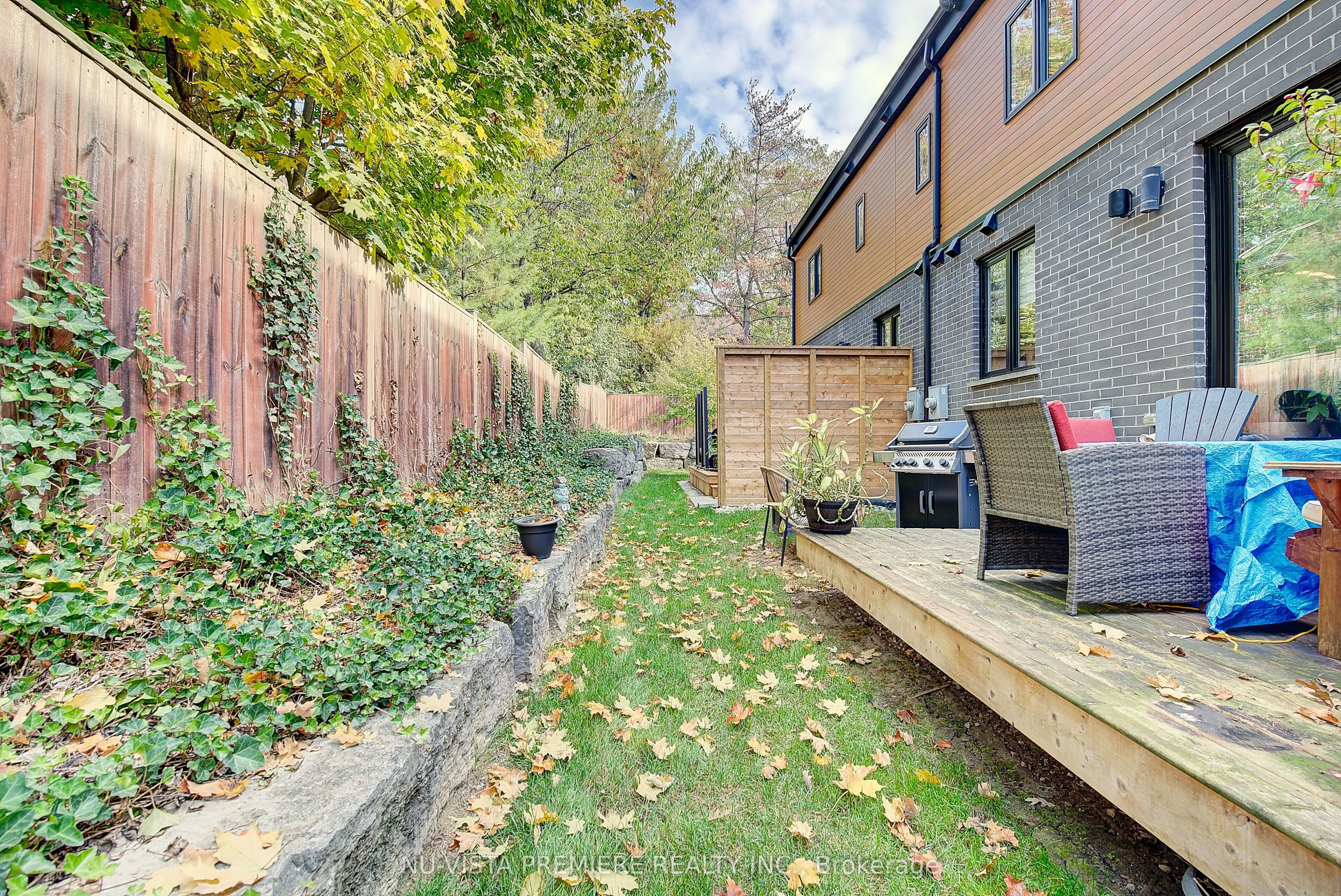 433 Hyde Park Road, #16